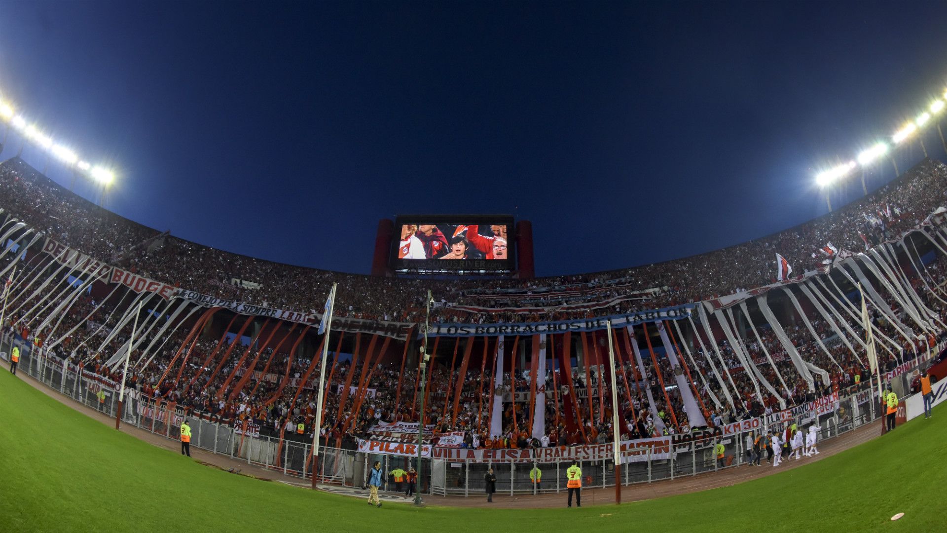 Estadio Monumental Hinchada River Copa Libertadores 02102018