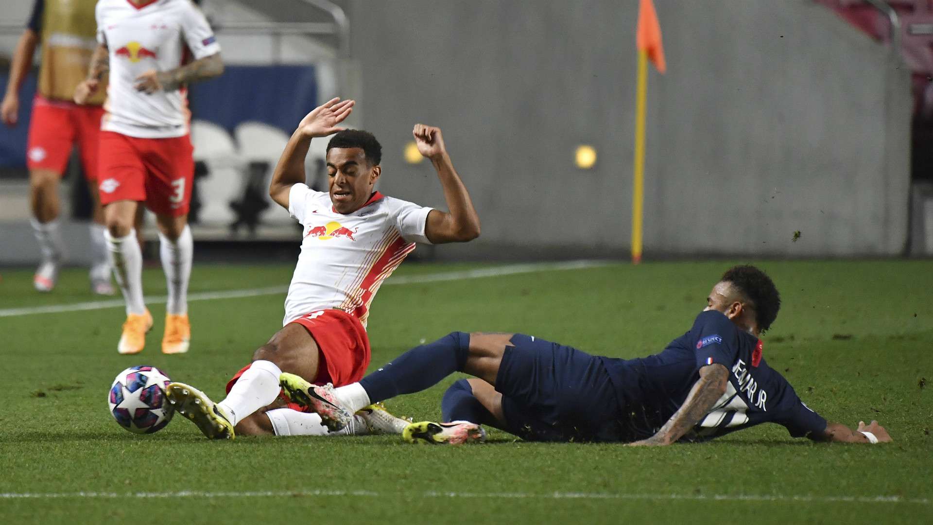 GER ONLY Tyler Adams Leipzig PSG