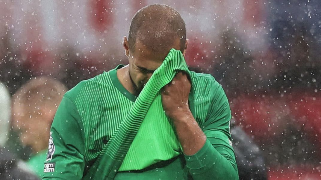 Robert Sanchez sent off