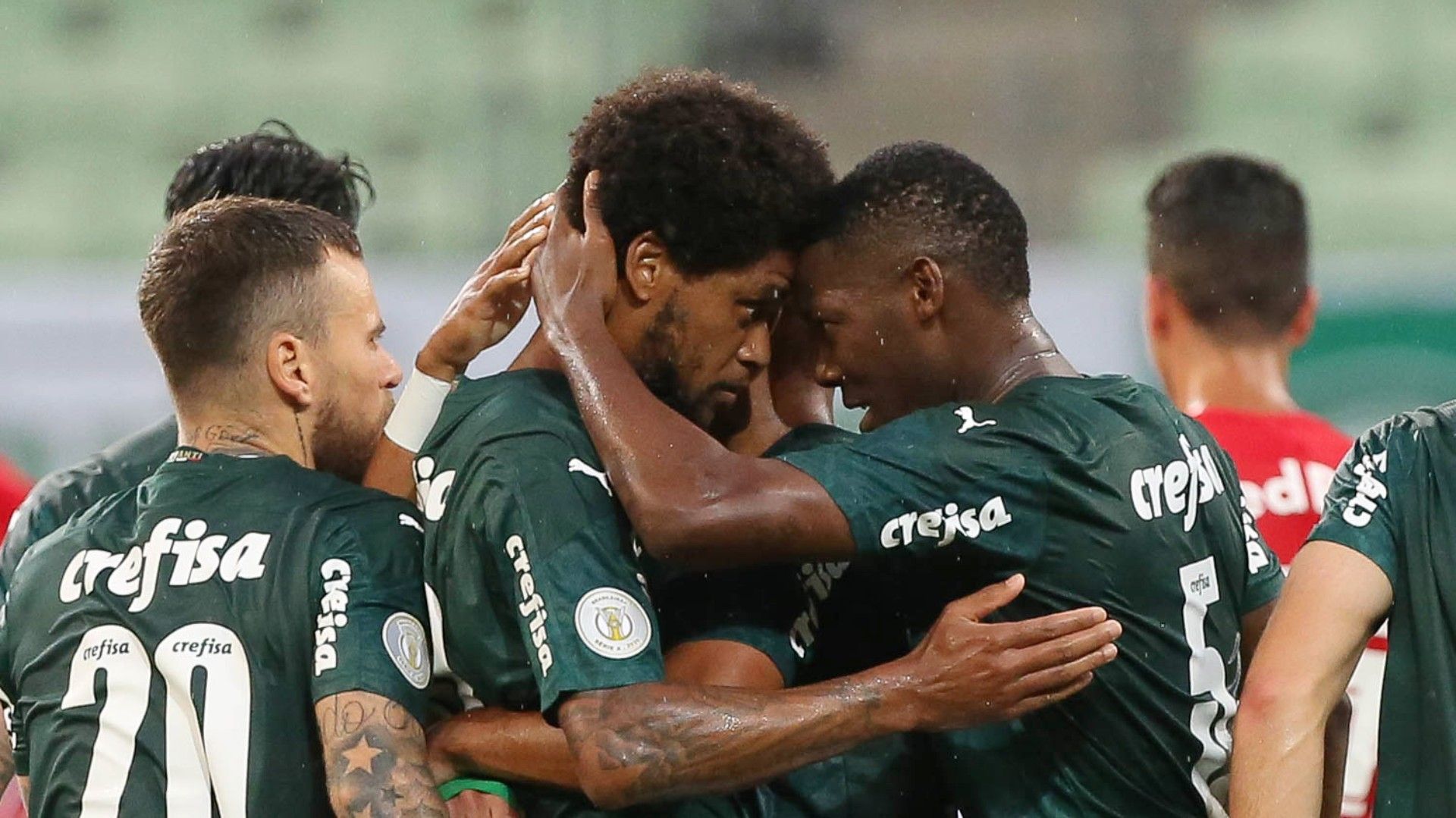 Luiz Adriano e Patrick de Paula Palmeiras Red Bull Bragantino Brasileirão 27122020