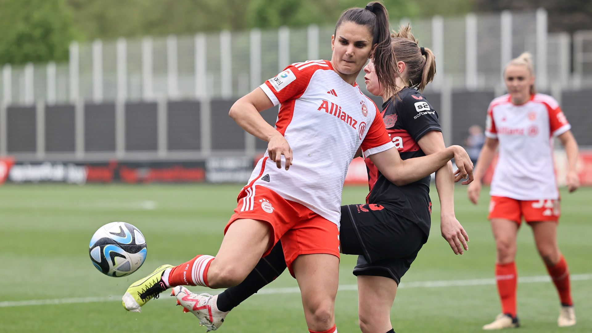 JOVANA DAMNJANOVIC BAYERN MÜNCHEN