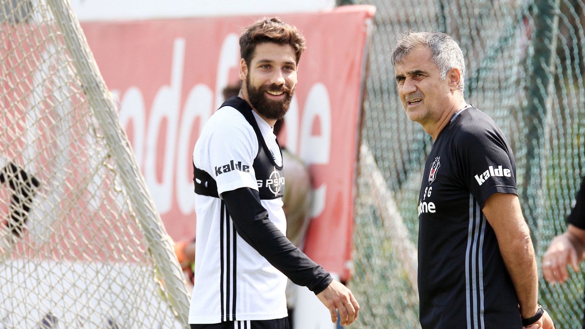 Olcay Sahan Senol Gunes Besiktas