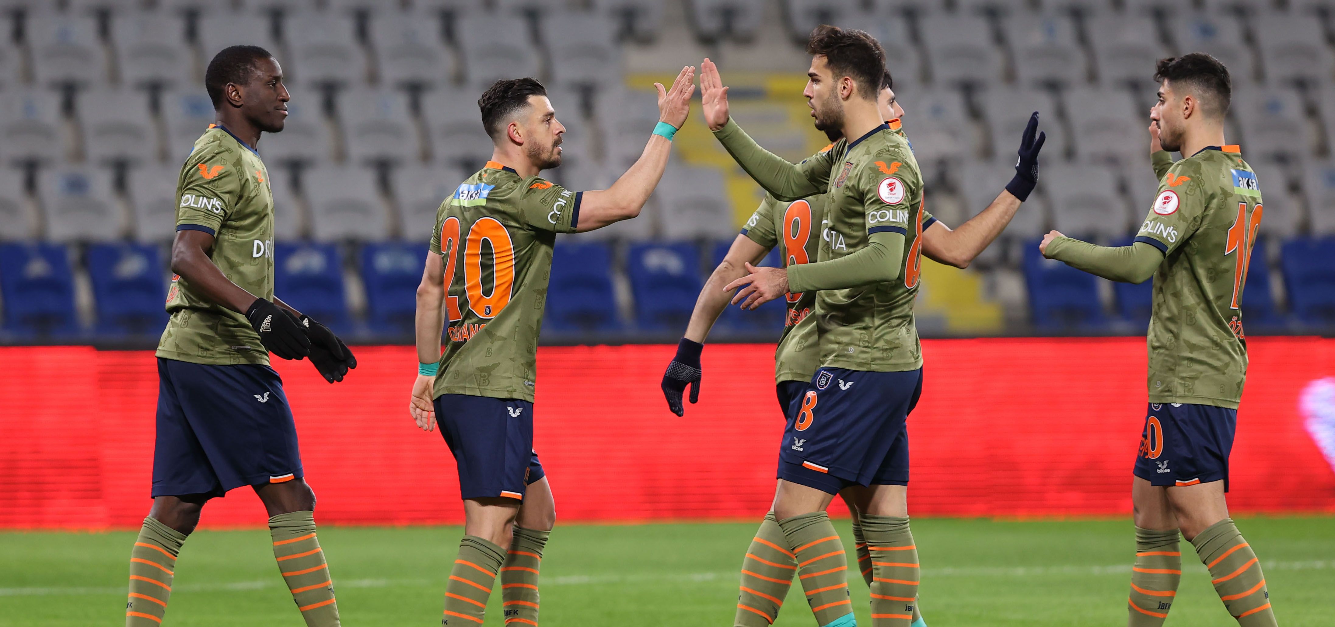 Basaksehir Goal Celebration vs. Tuzlaspor 01/12/21