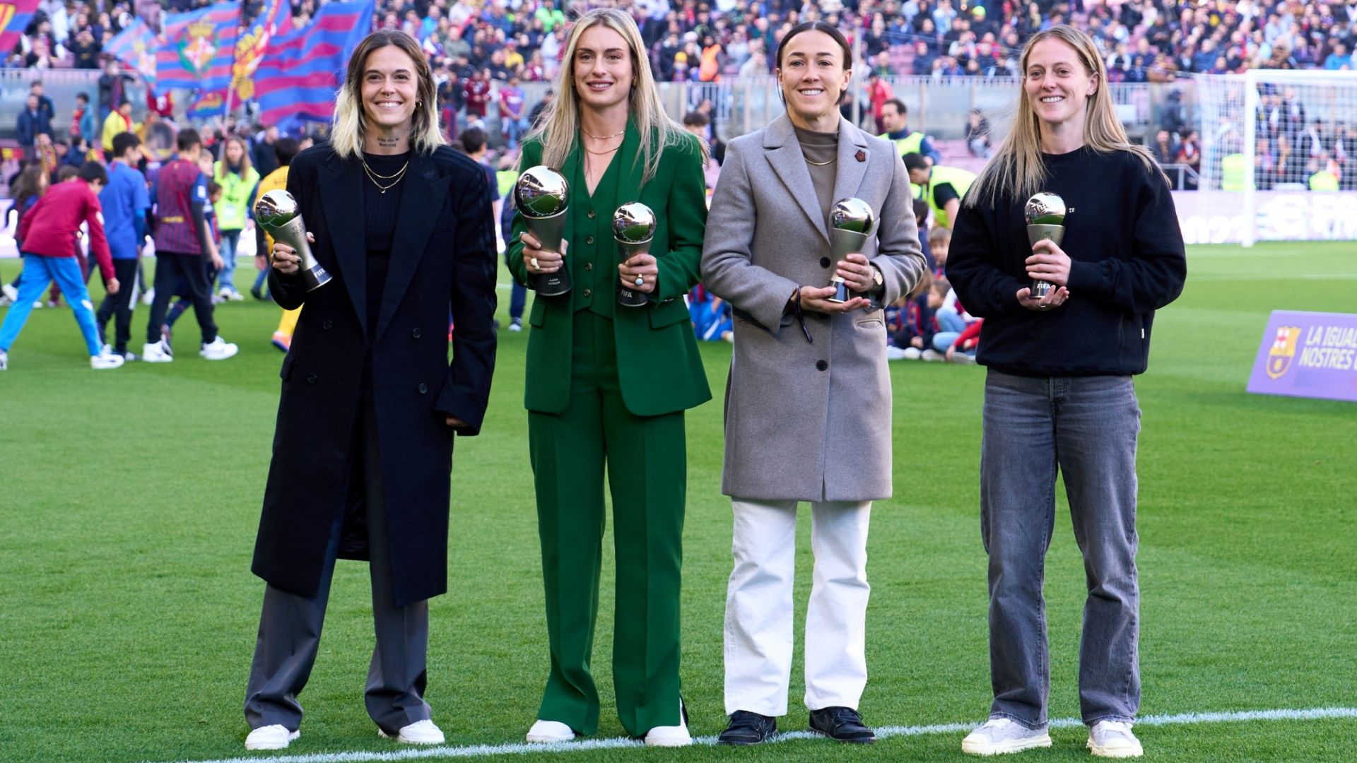 Mapi Leon Alexia Putellas Lucy Bronze Keira Walsh FIFA Best awards 2023