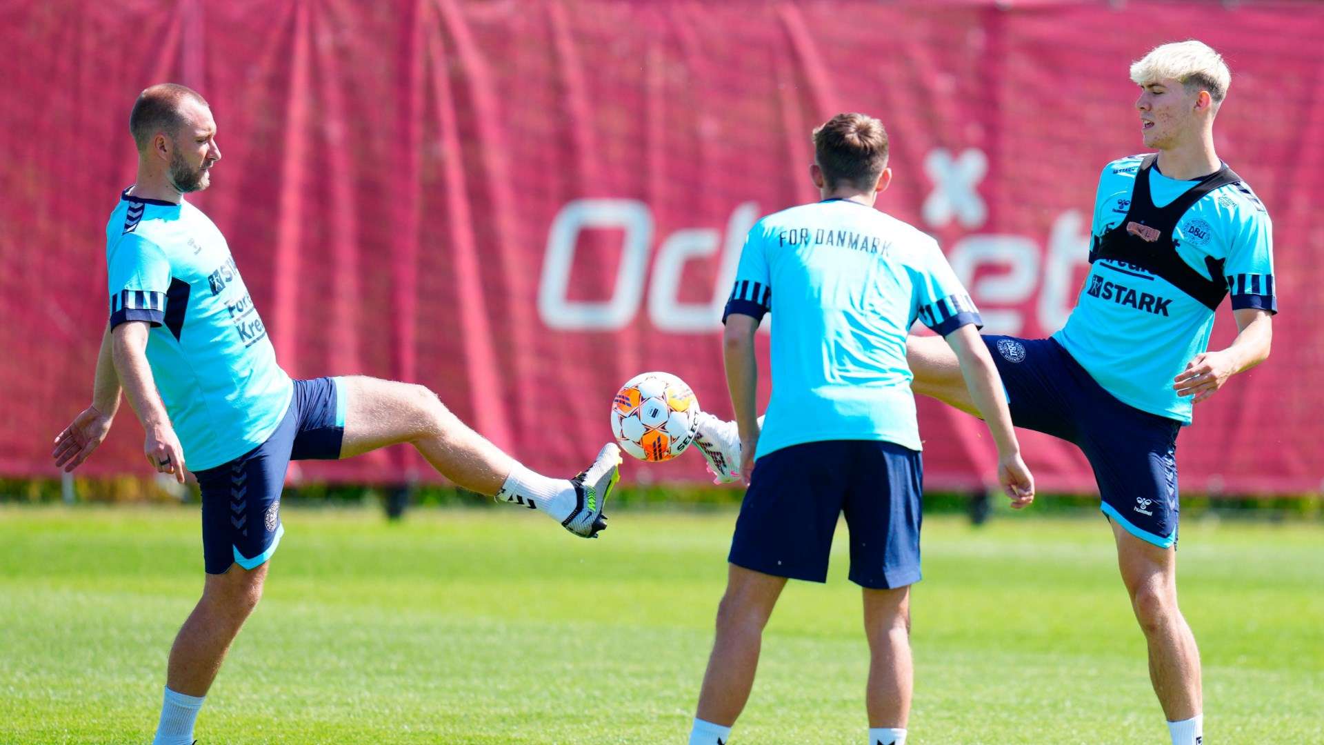 Christian Eriksen - Rasmus Hojlund