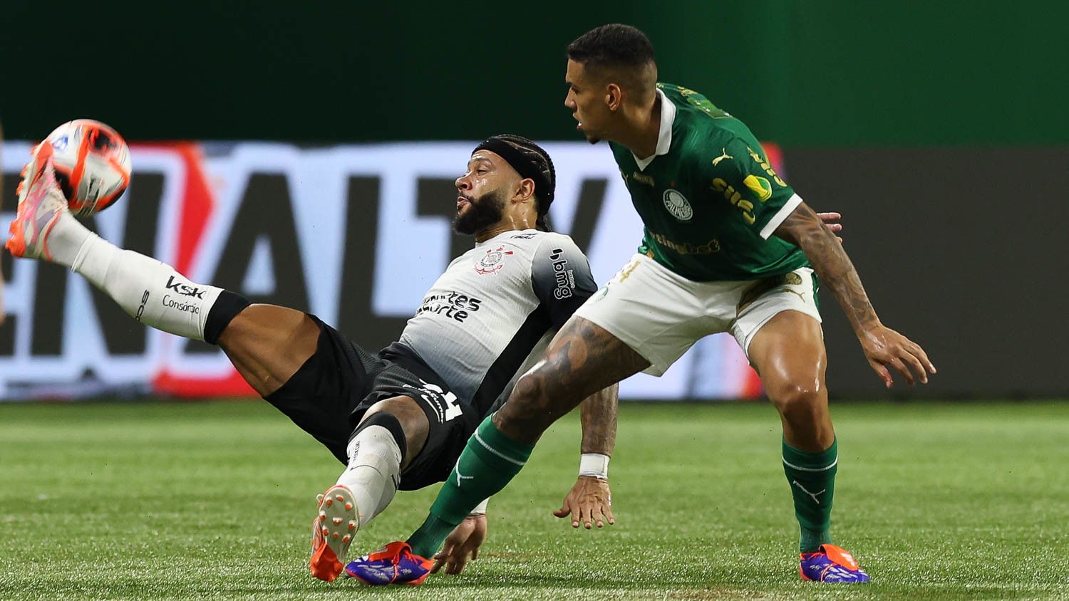 Memphis Depay e Naves, Palmeiras x Corinthians, Paulistão 2025