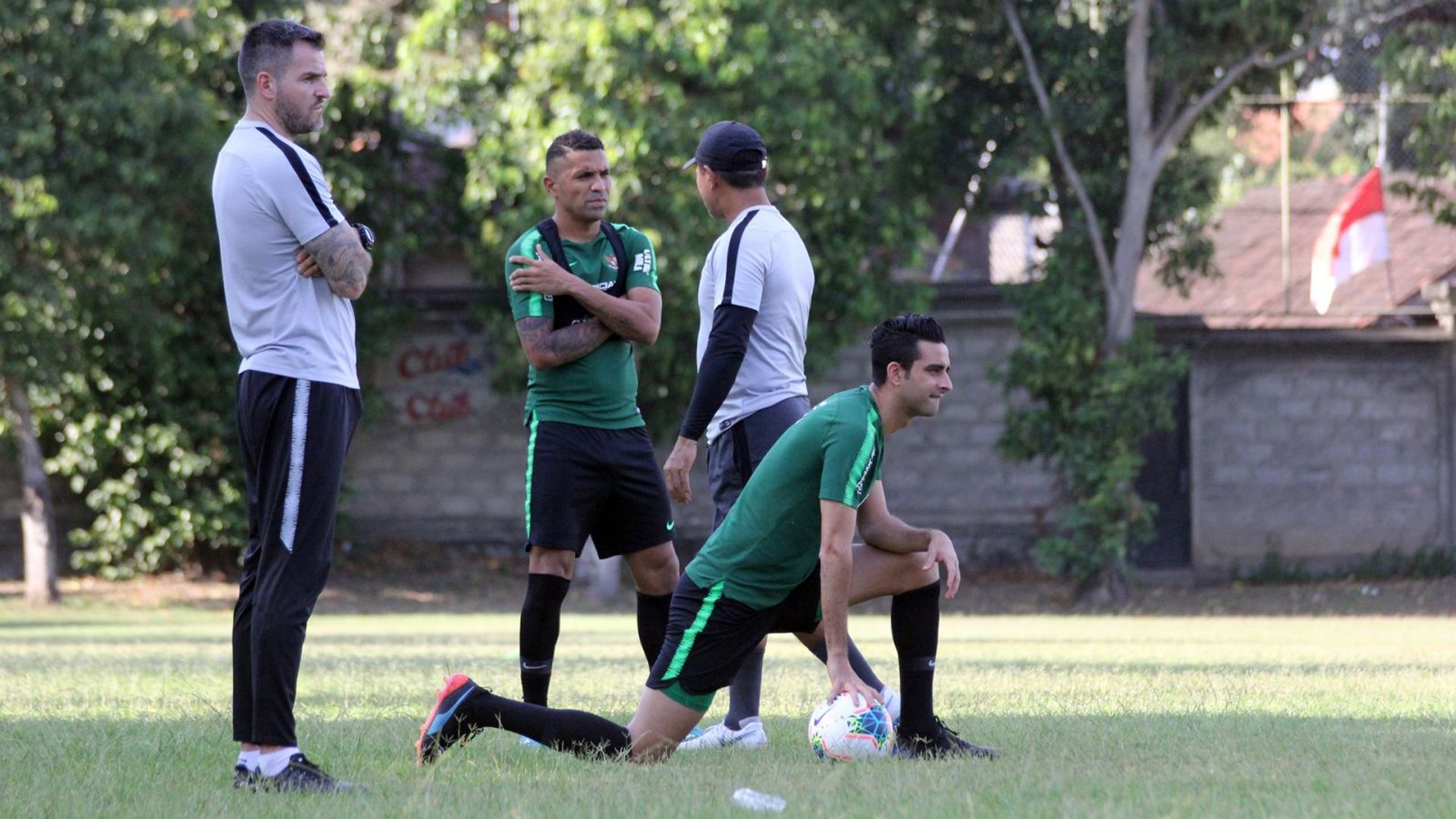 Latihan Timnas Indonesia Di Bali - Otavio Dutra & Alberto Beto Goncalves