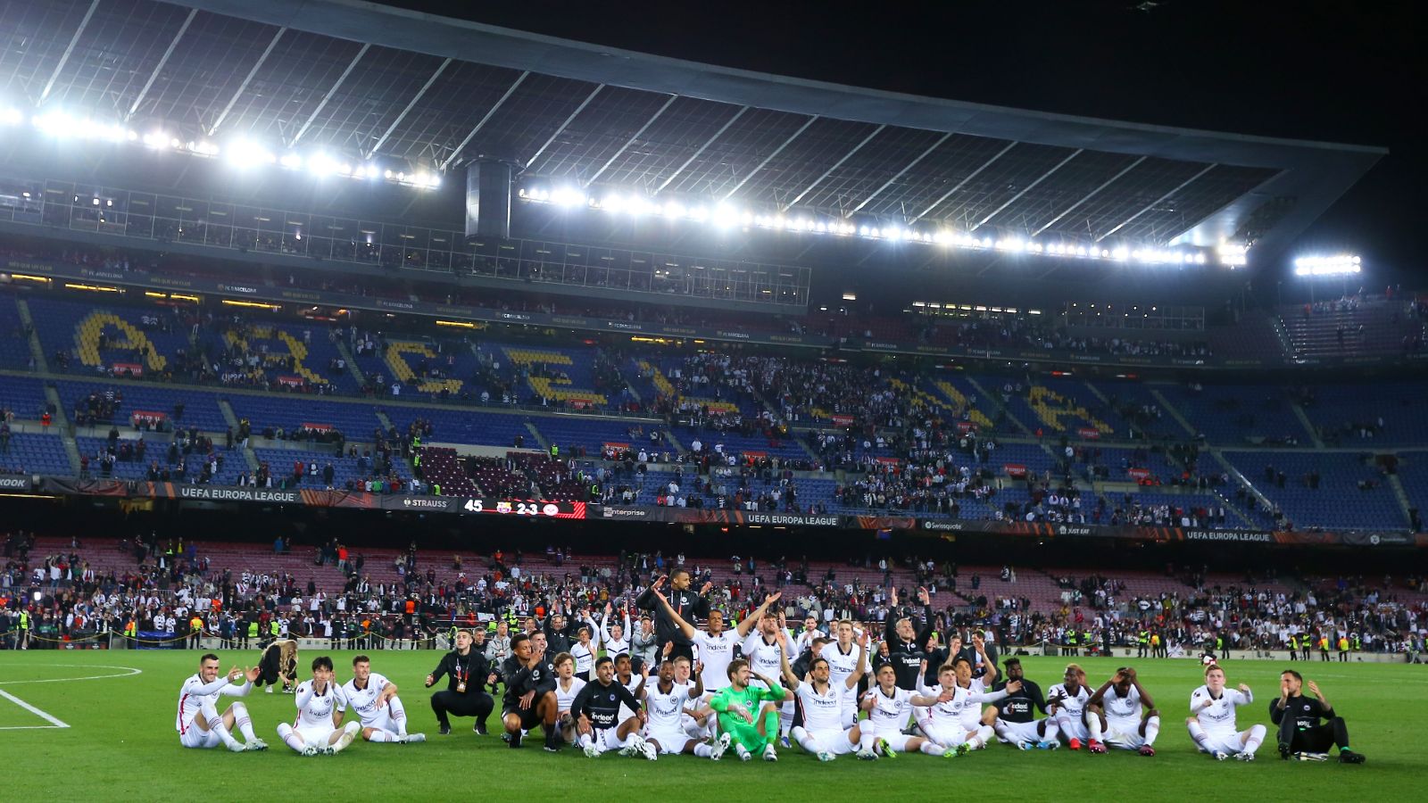Aficionados Eintracht Frankfurt en Barcelona