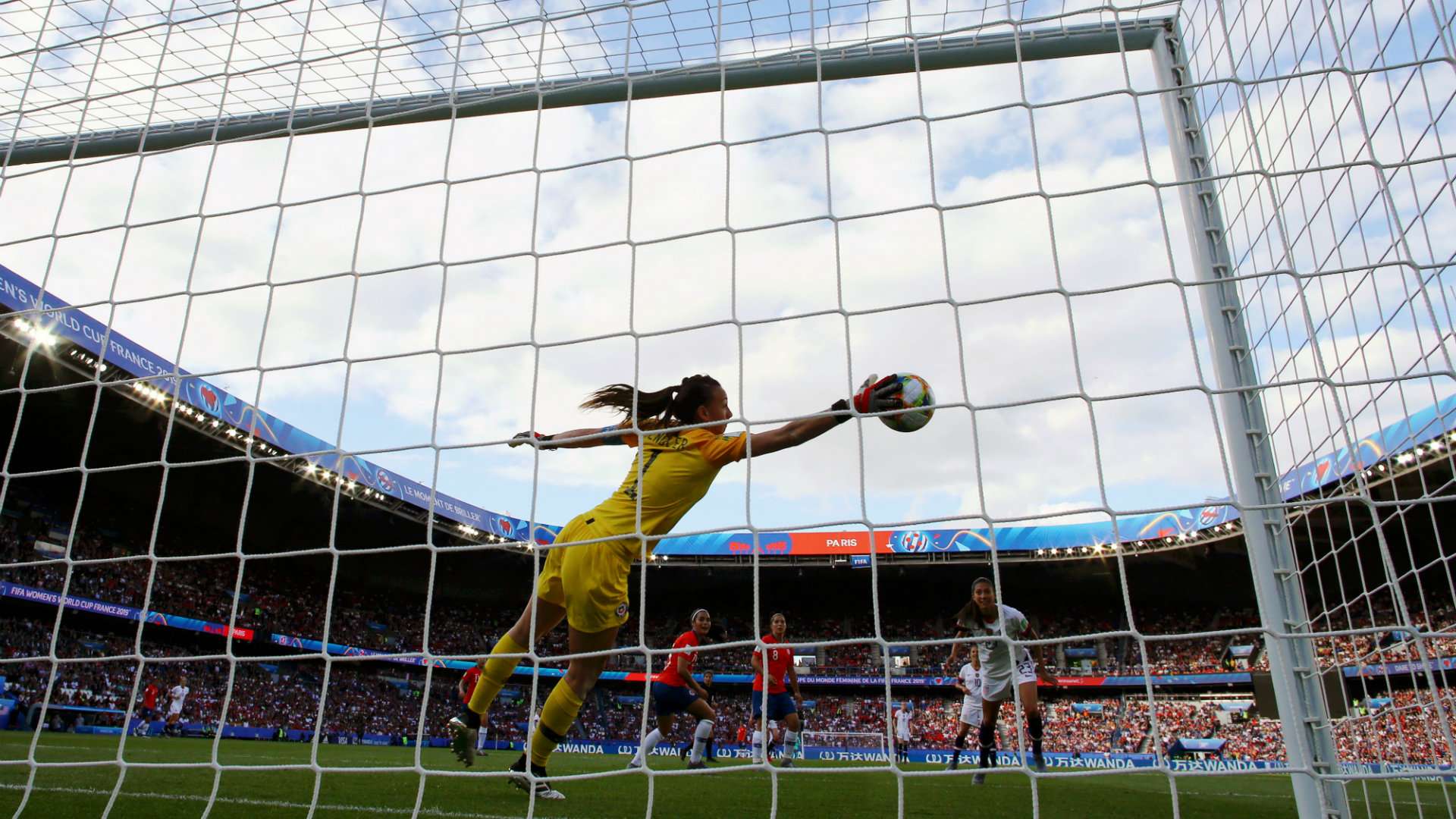 Christiane Endler USWNT vs Chile Women's World Cup 2019