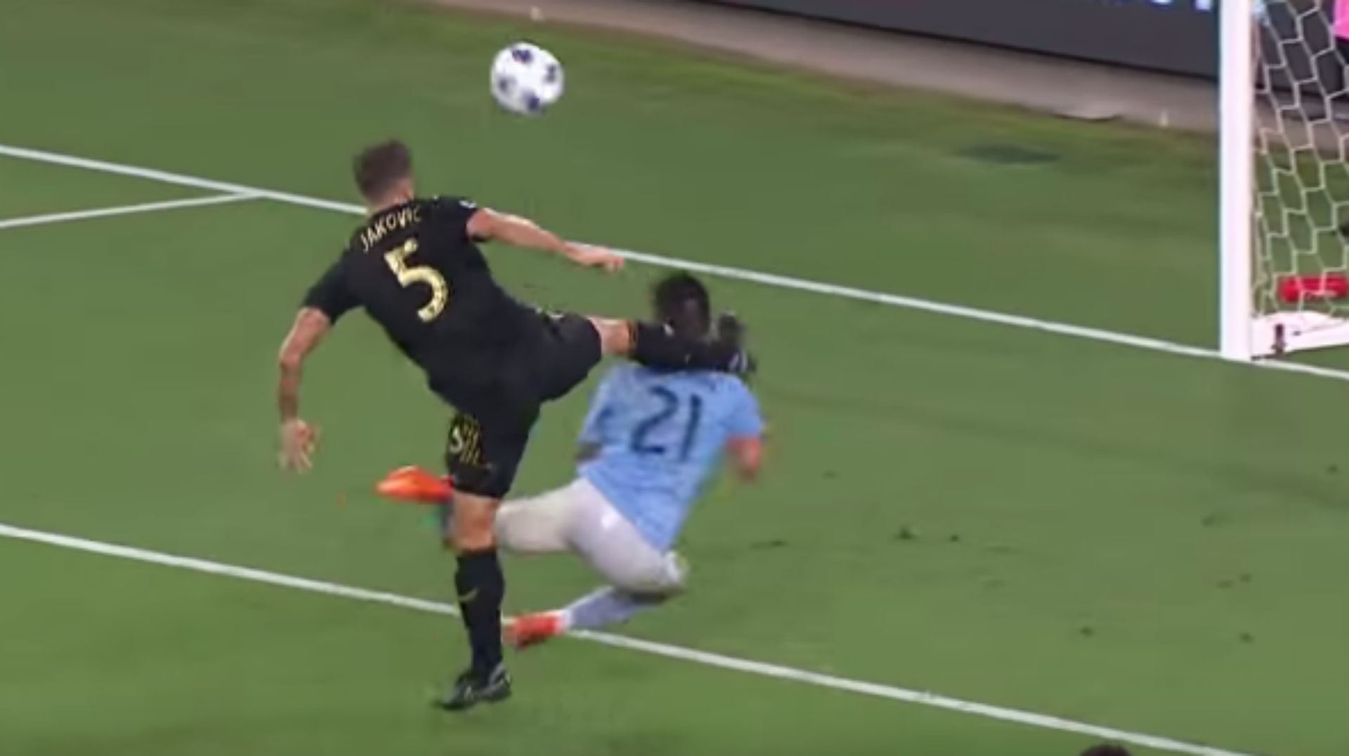 120818 Dejan Jakovic Felipe Gutiérrez Sporting Kansas City Los Angeles FC