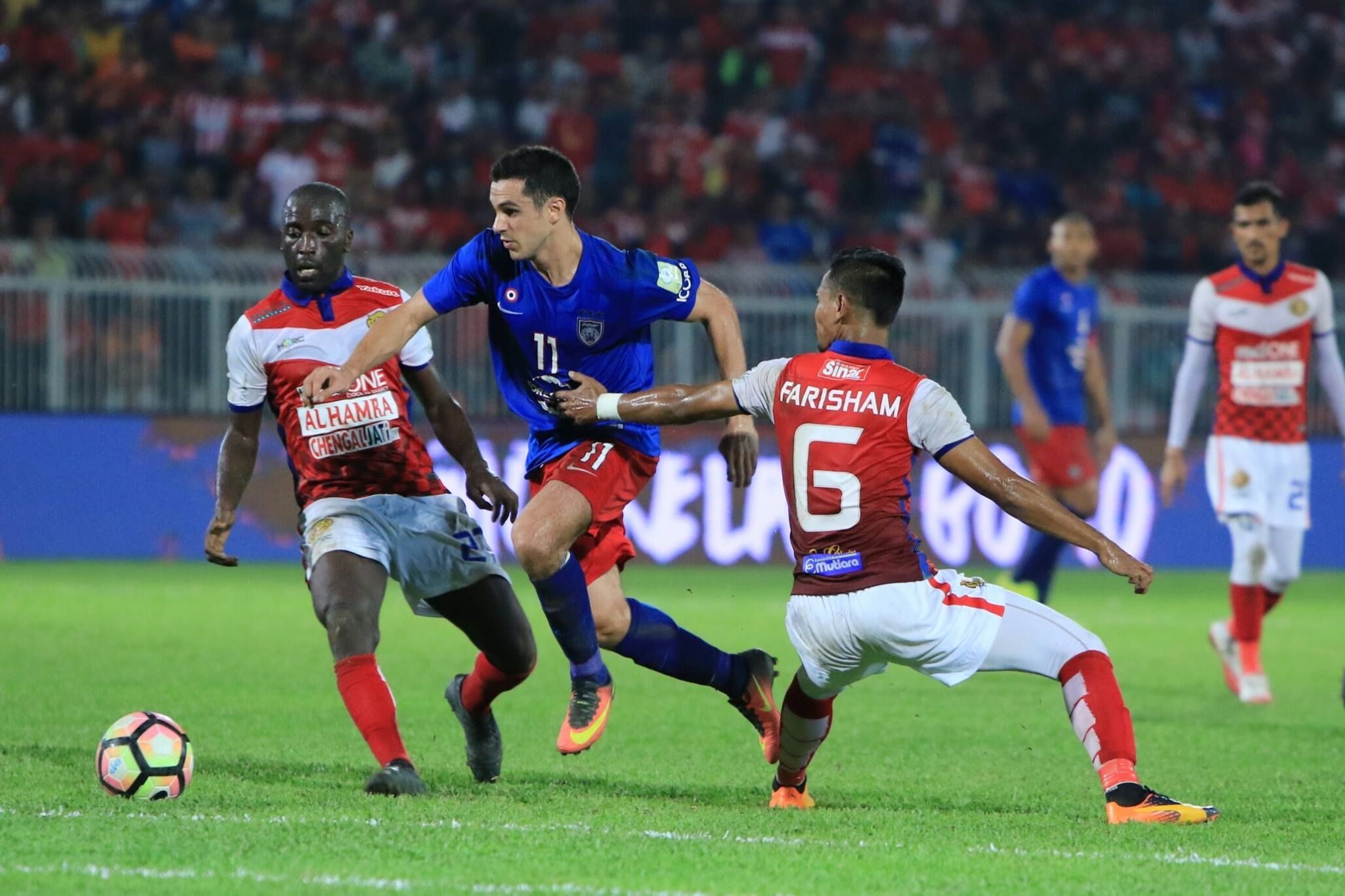 Gonzalo Cabrera, Johor Darul Ta'zim, Margaro Gomis, Farisham Ismail, Kelantan, Super League, 12/04/2017