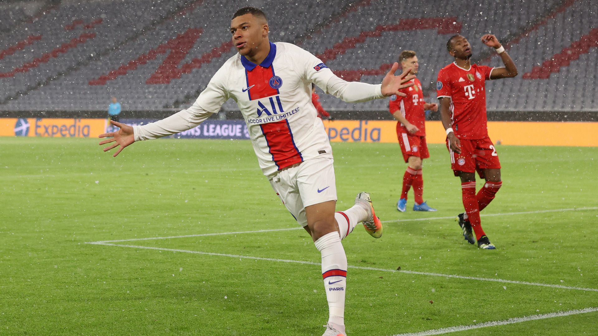 Bayern Munih PSG Kylian Mbappe celebration