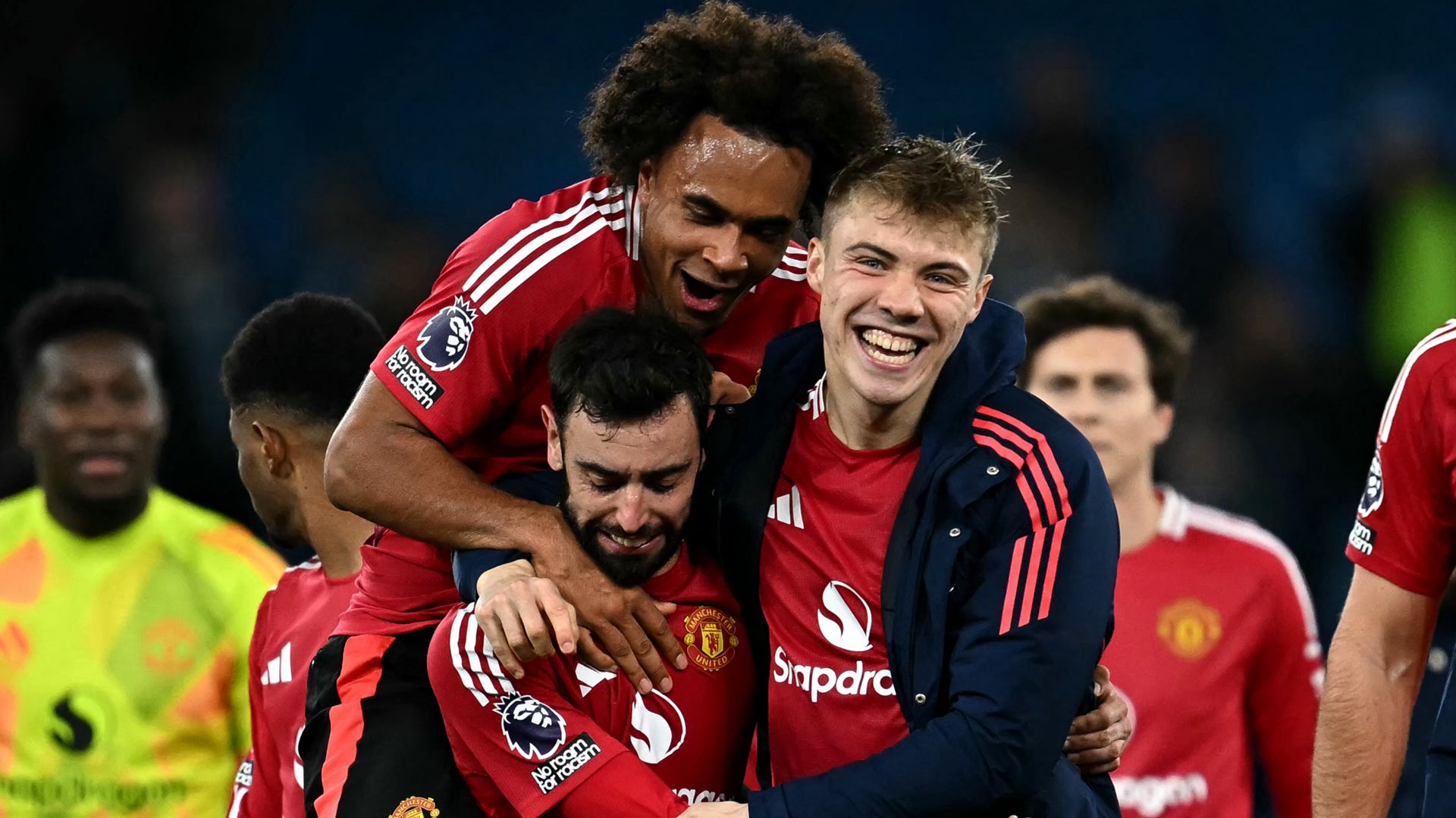 Bruno Fernandes Rasmus Hojlund Manchester United 2024-25