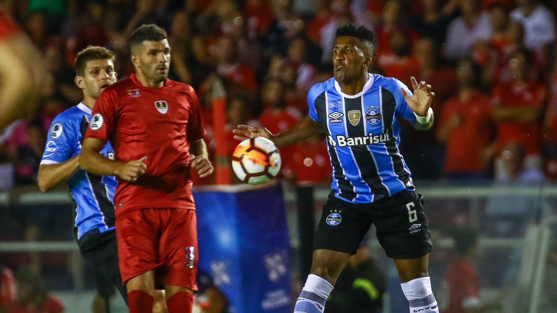 Bruno Cortez Independiente Gremio Recopa 14022018