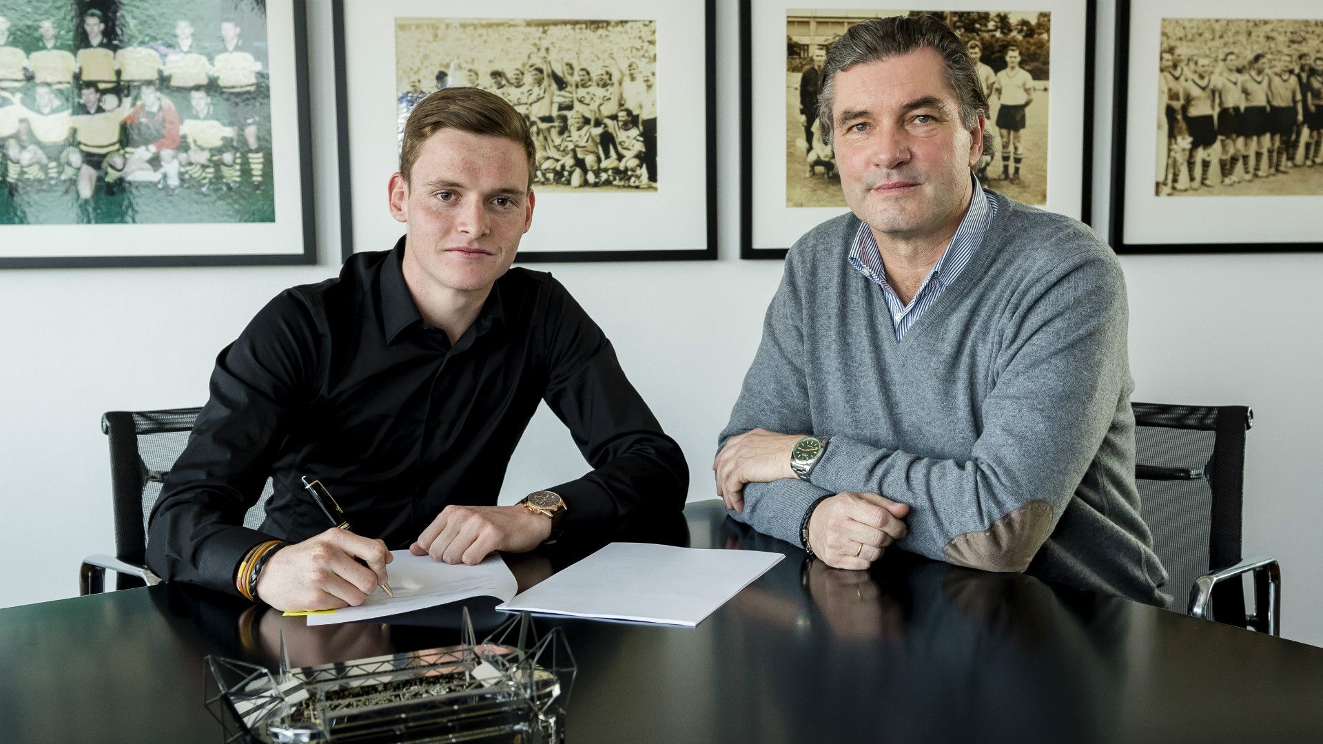 SERGIO GOMEZ MICHAEL ZORC BORUSSIA DORTMUND