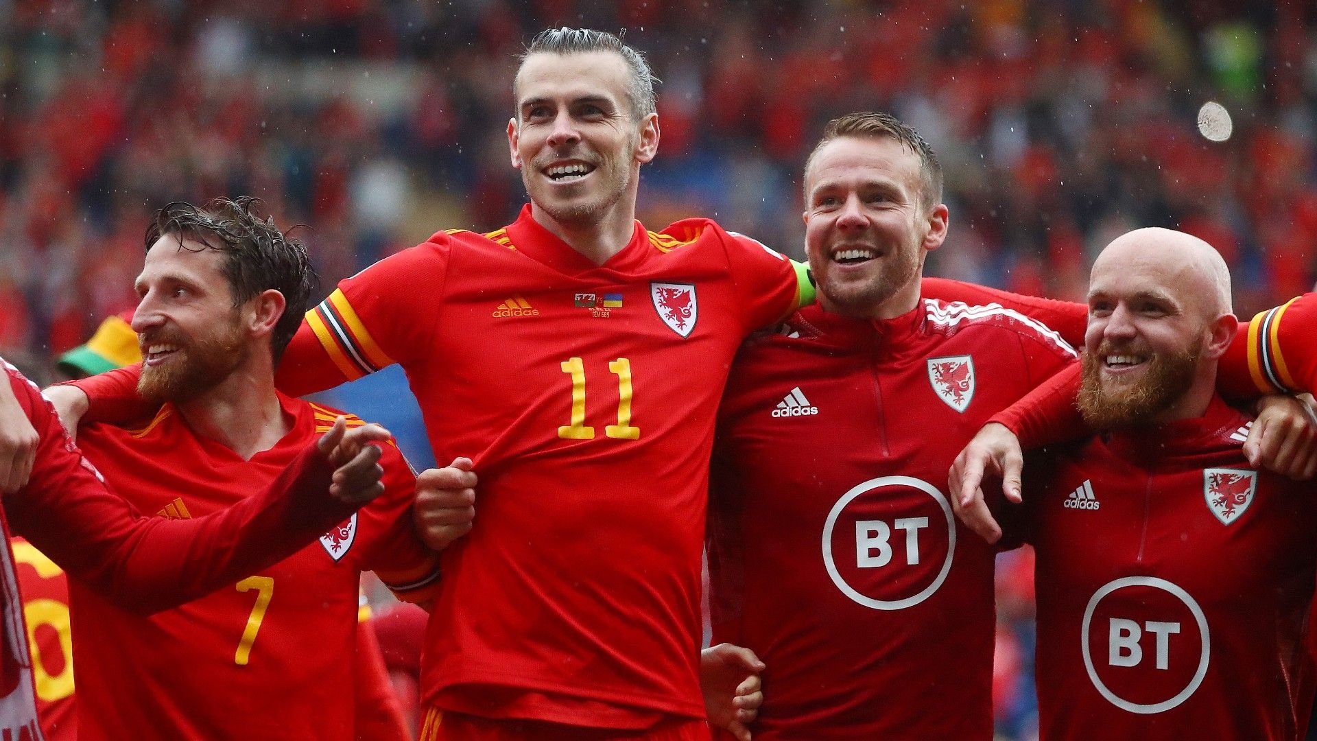 Joe Allen, Gareth Bale, Danny Guthrie and Johnny Williams of Wales 