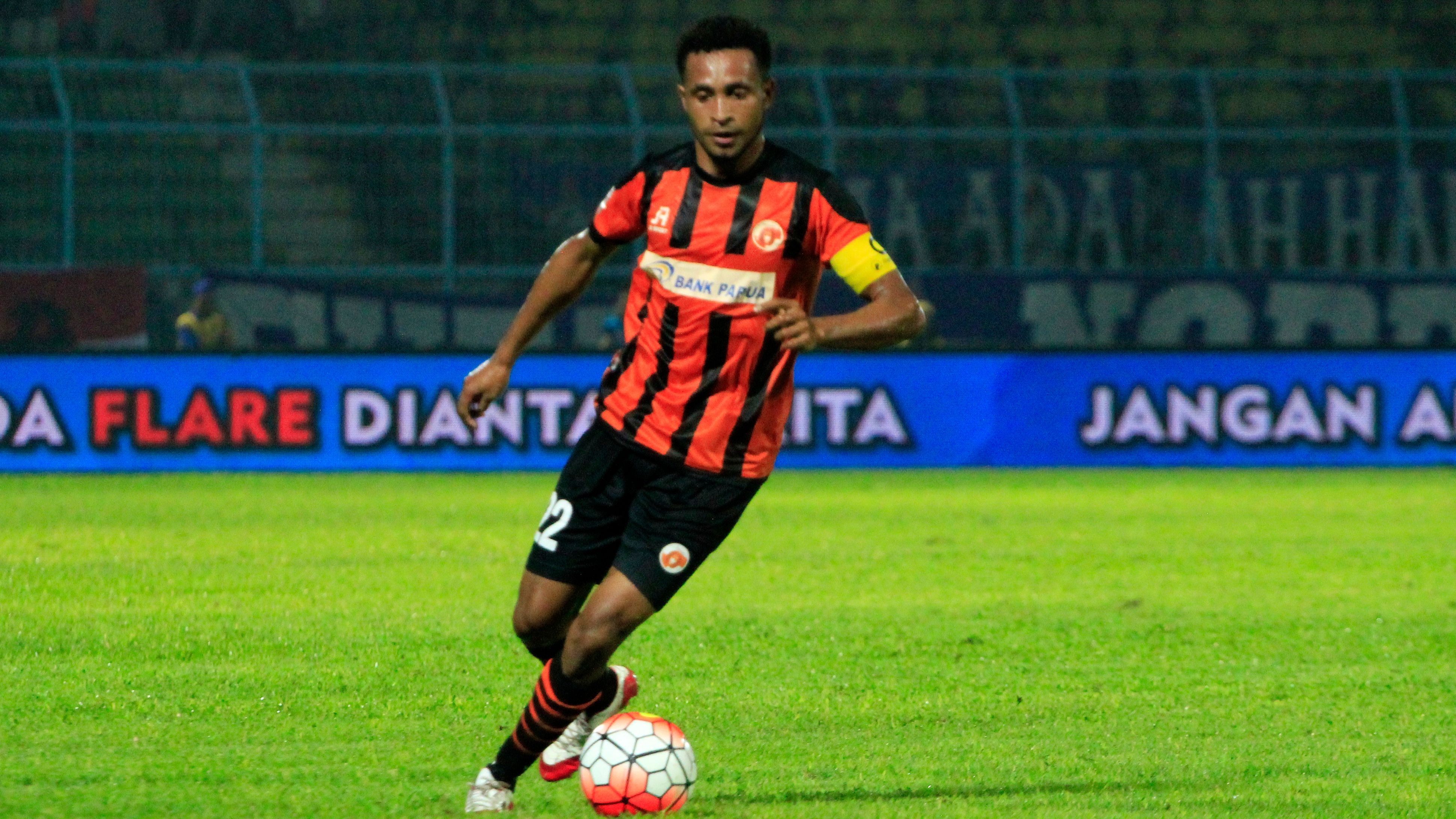 Arthur Barrios Bonai - Perseru Serui