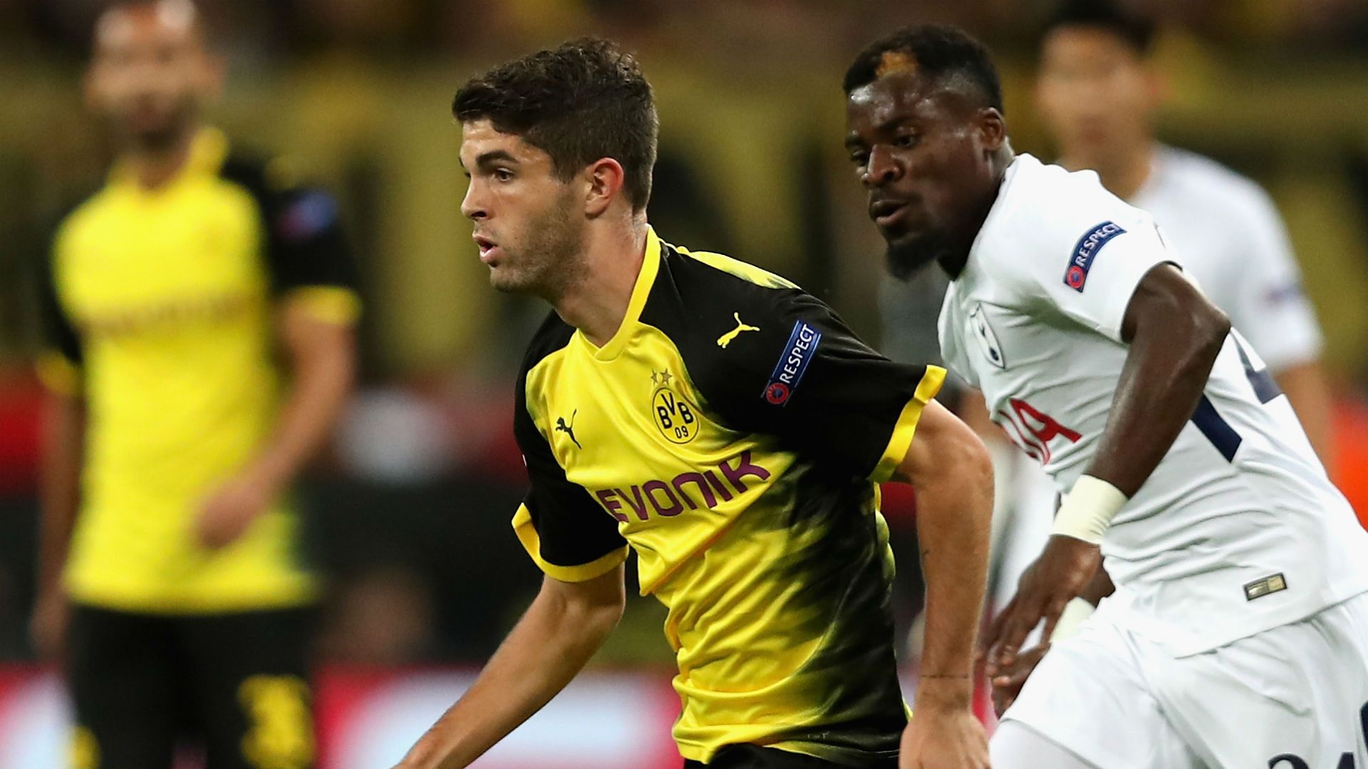Christian Pulisic Davinson Sanchez Dortmund Tottenham