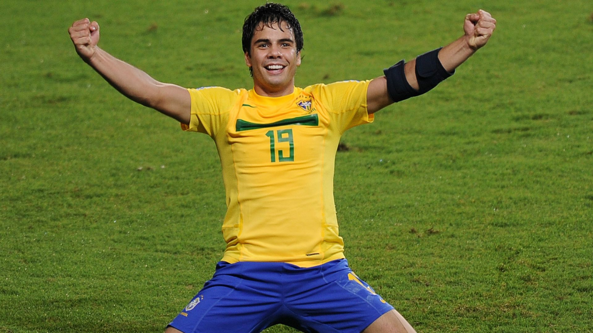 Henrique Almeida Brazil U20 17082011