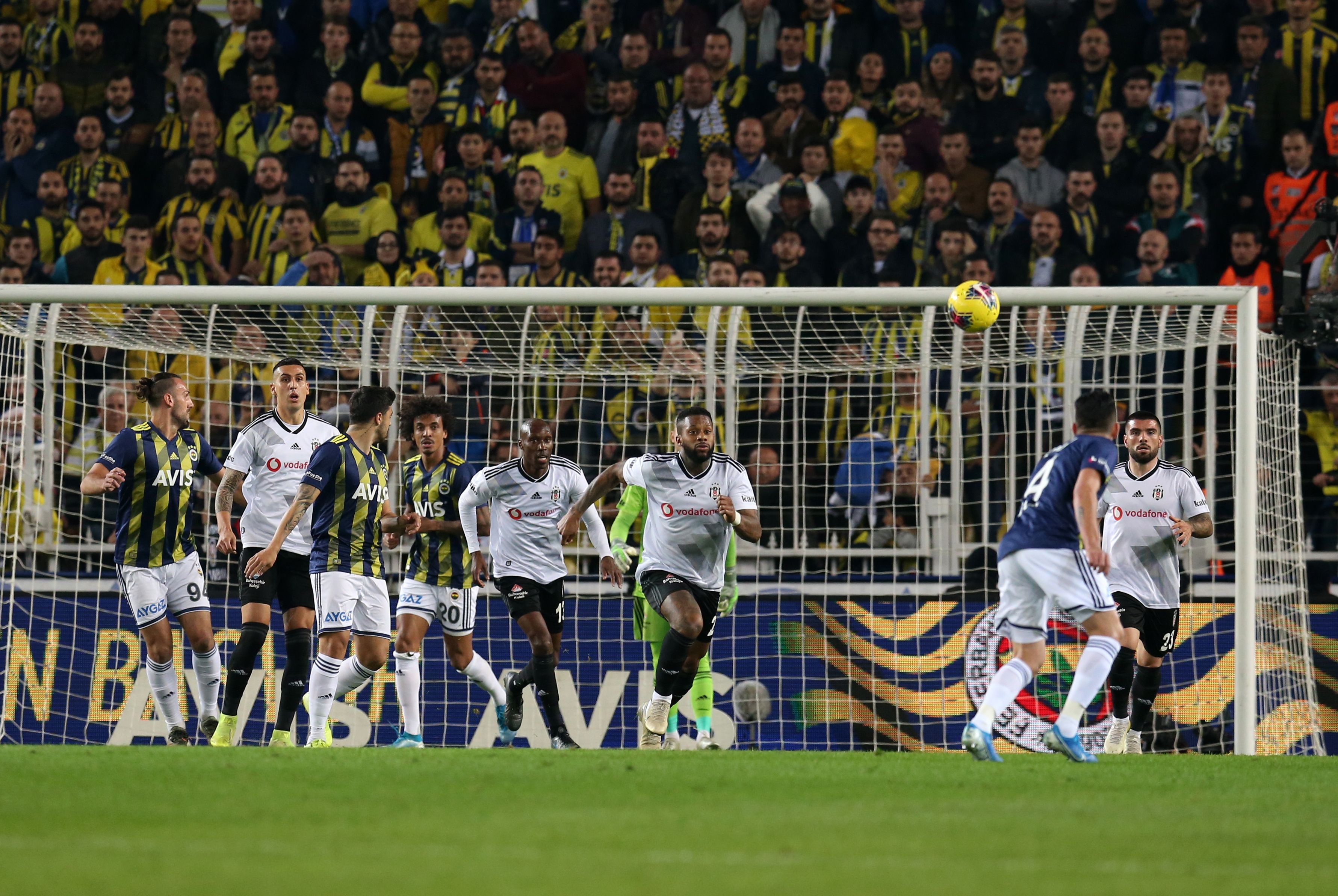 Fenerbahce v Besiktas 12222019