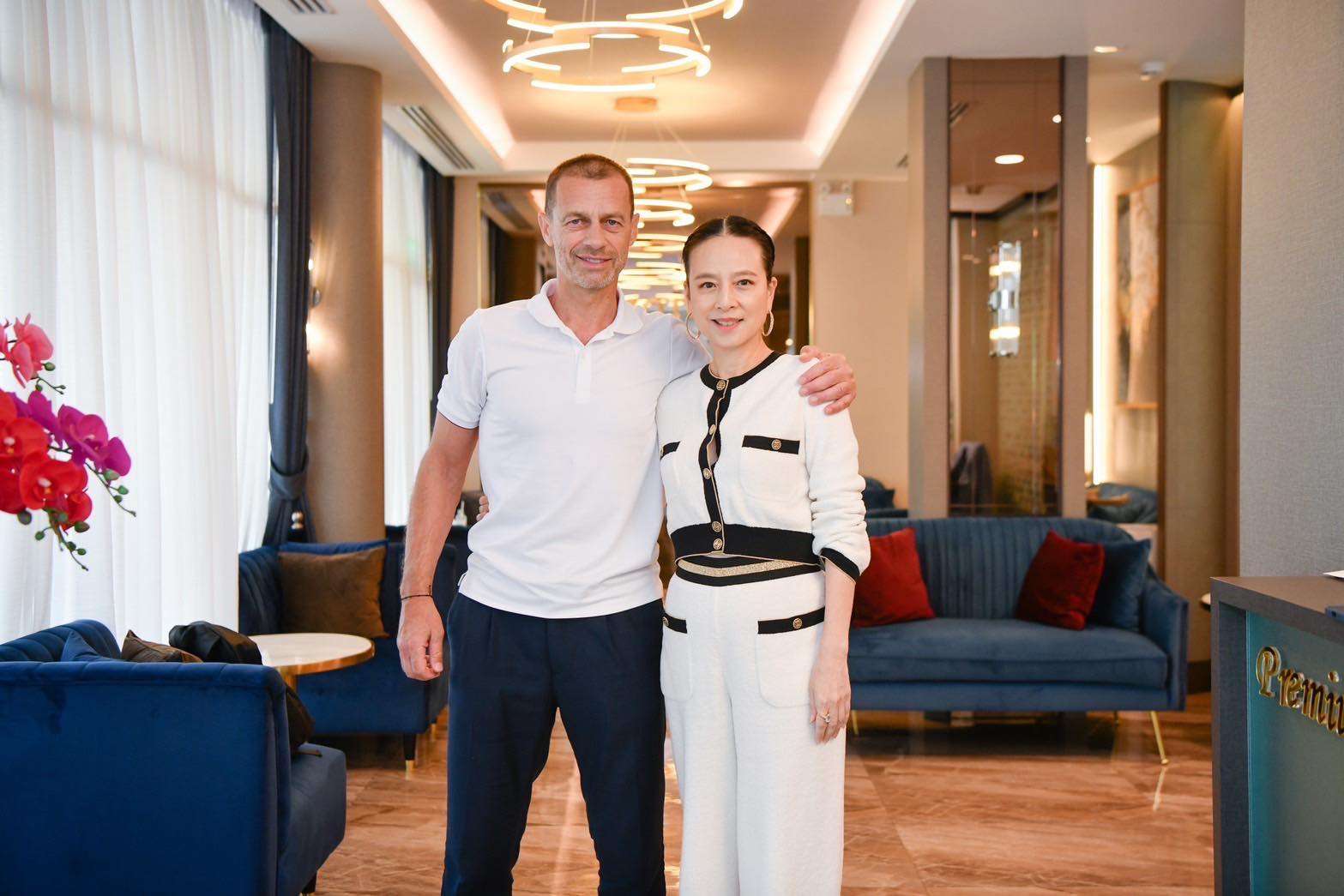 อเล็กซานเดอร์ เซเฟริน