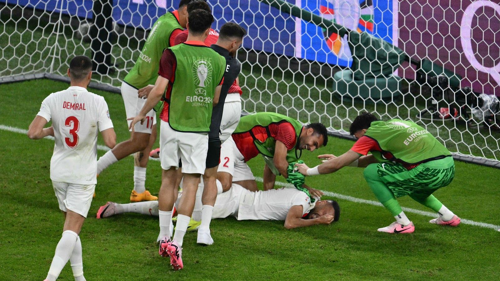 Cenk Tosun Jubel Tschechien Türkei EM 2024