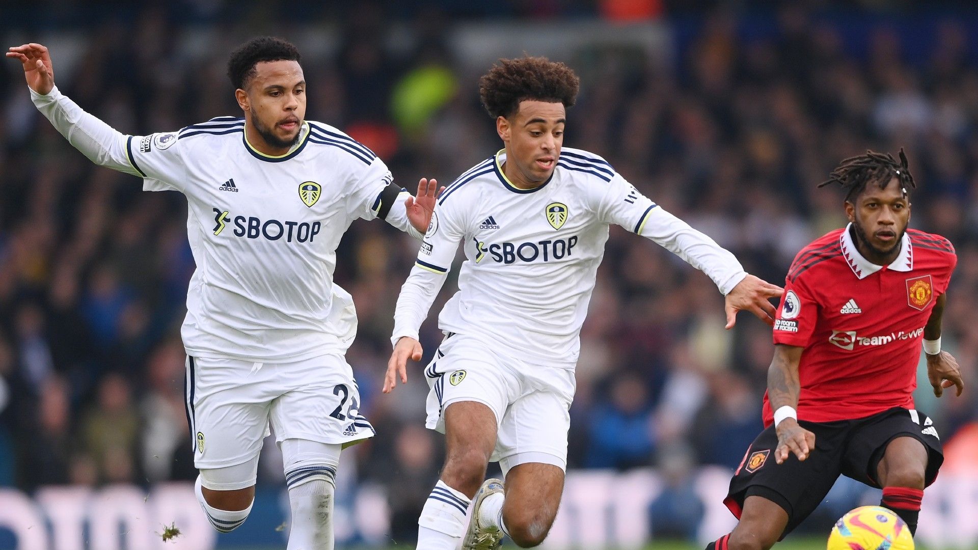 Adams McKennie Leeds Manchester United Fred 2022