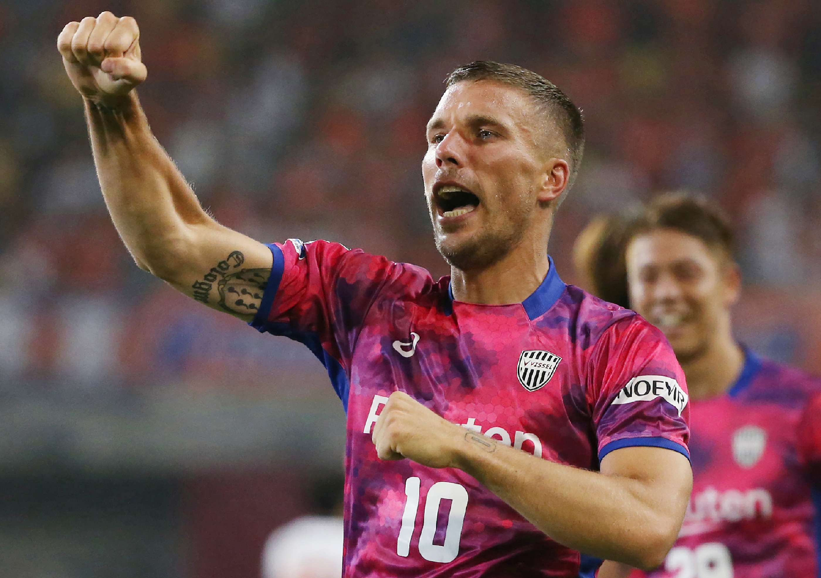 Lukas Podolski Vissel Kobe 29072017