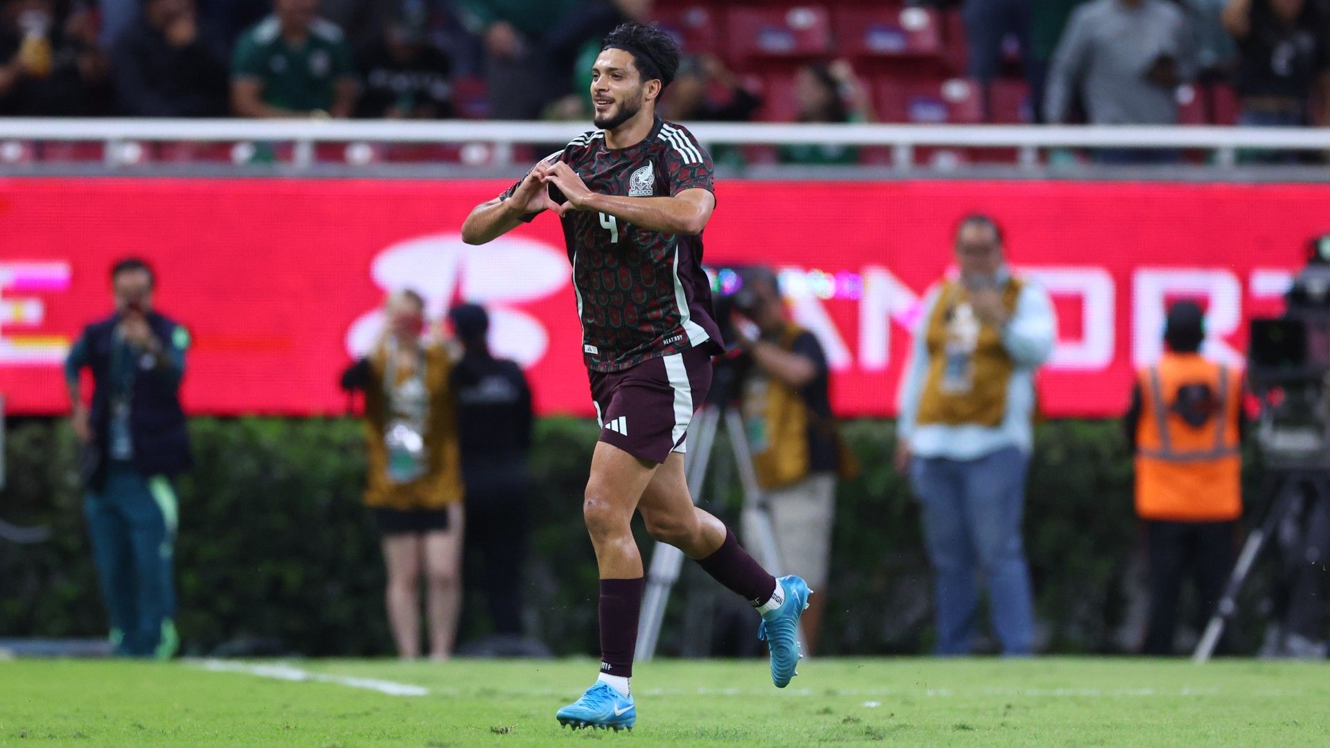 Raúl Jiménez México 2024