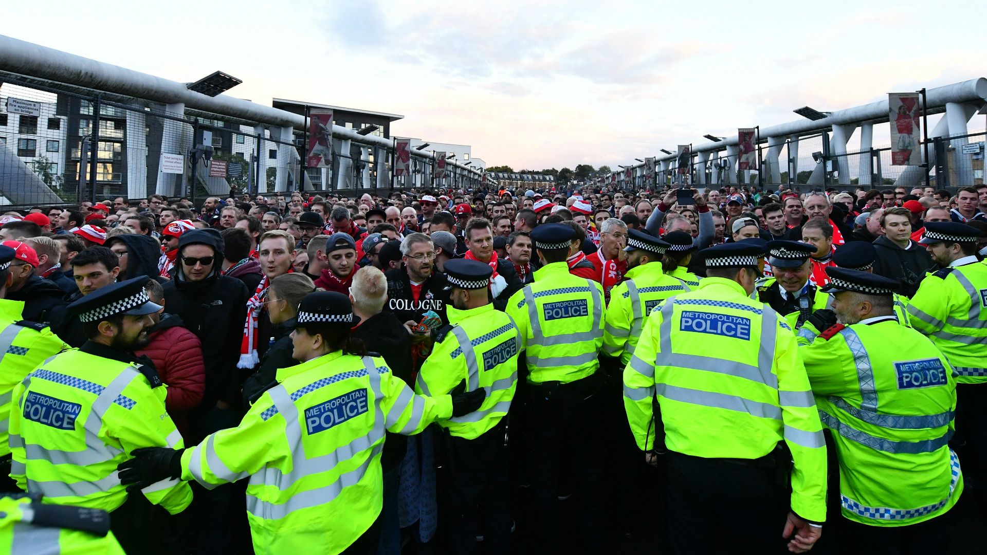 Arsenal Koln Supporters Europa League