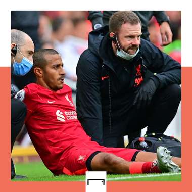 Thiago Alcantara Liverpool 2021-22 GFX