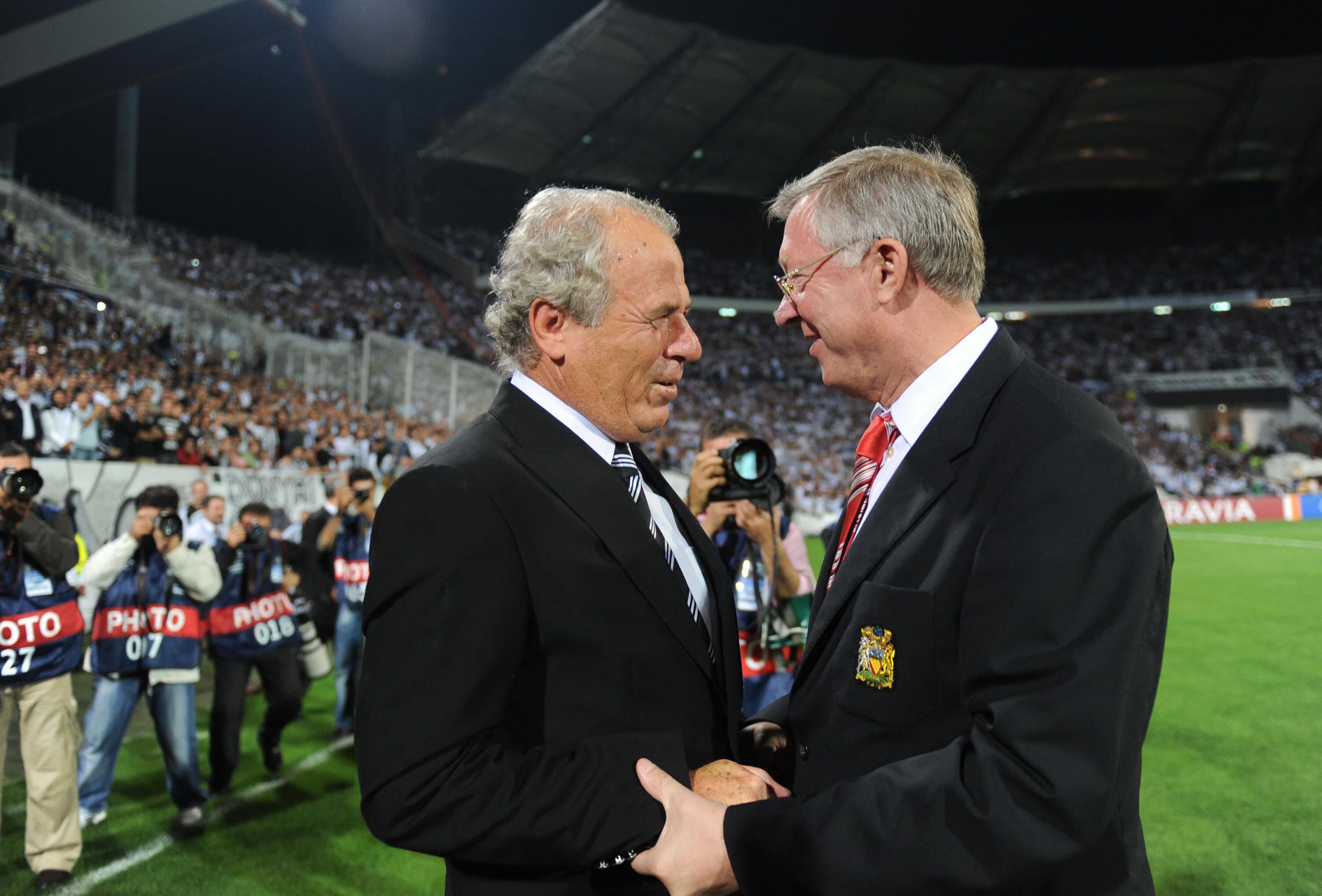 Mustafa Denizli & Alex Ferguson Besiktas vs. Manchester United 09/15/09