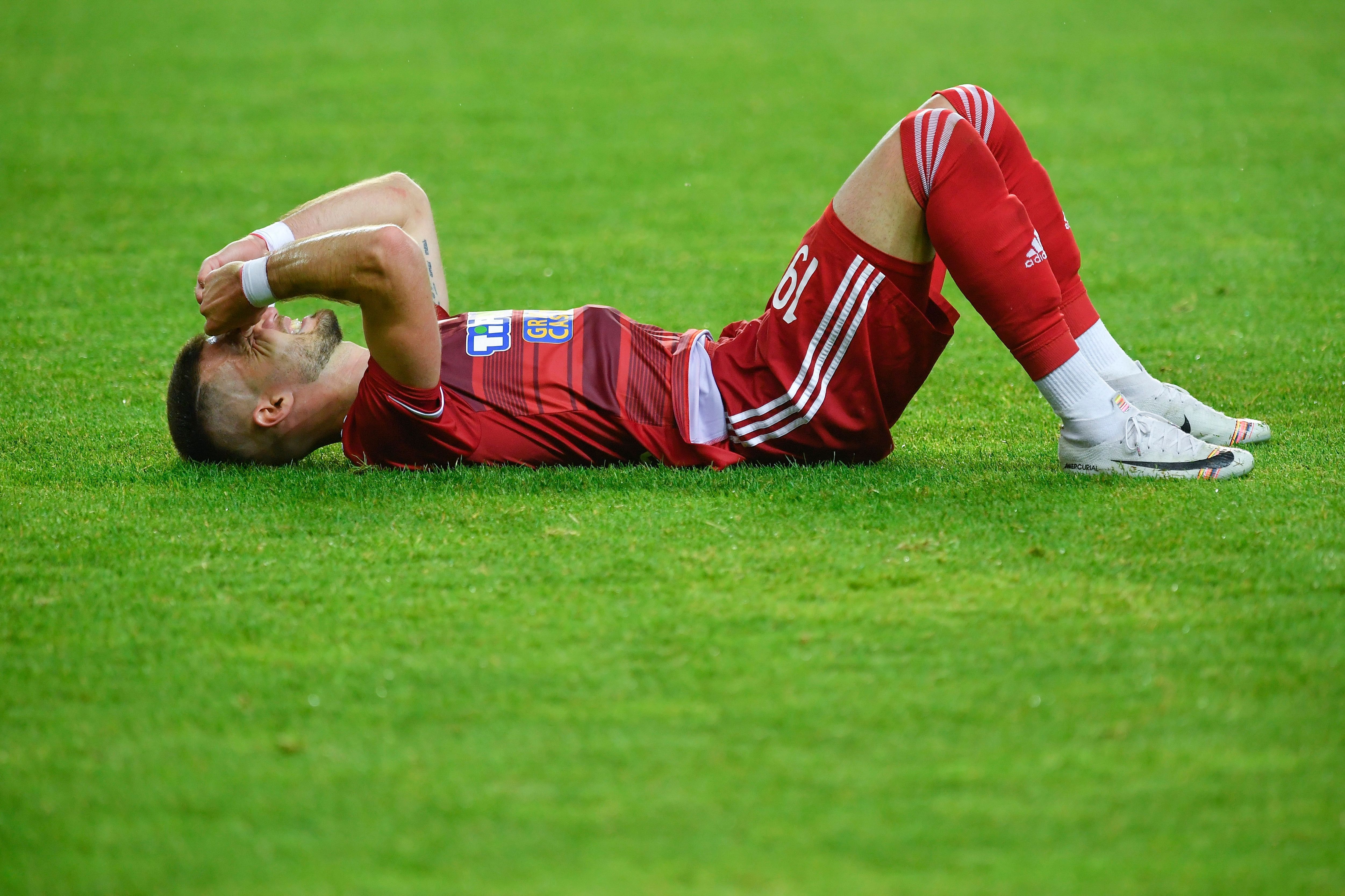 Jurij Habovda megfeküdt (Fotó: MTI)