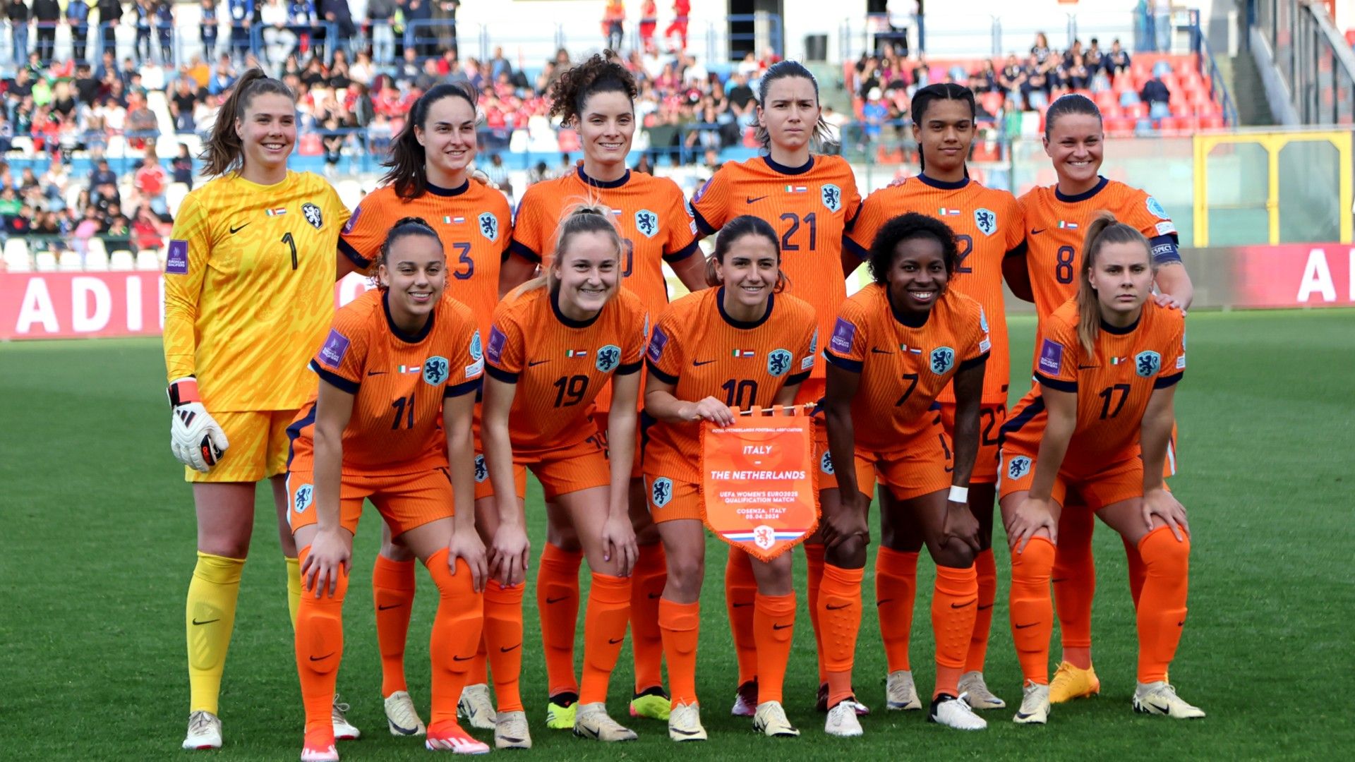 netherlands-women-team photo-euro 2025-qualifier-20240405