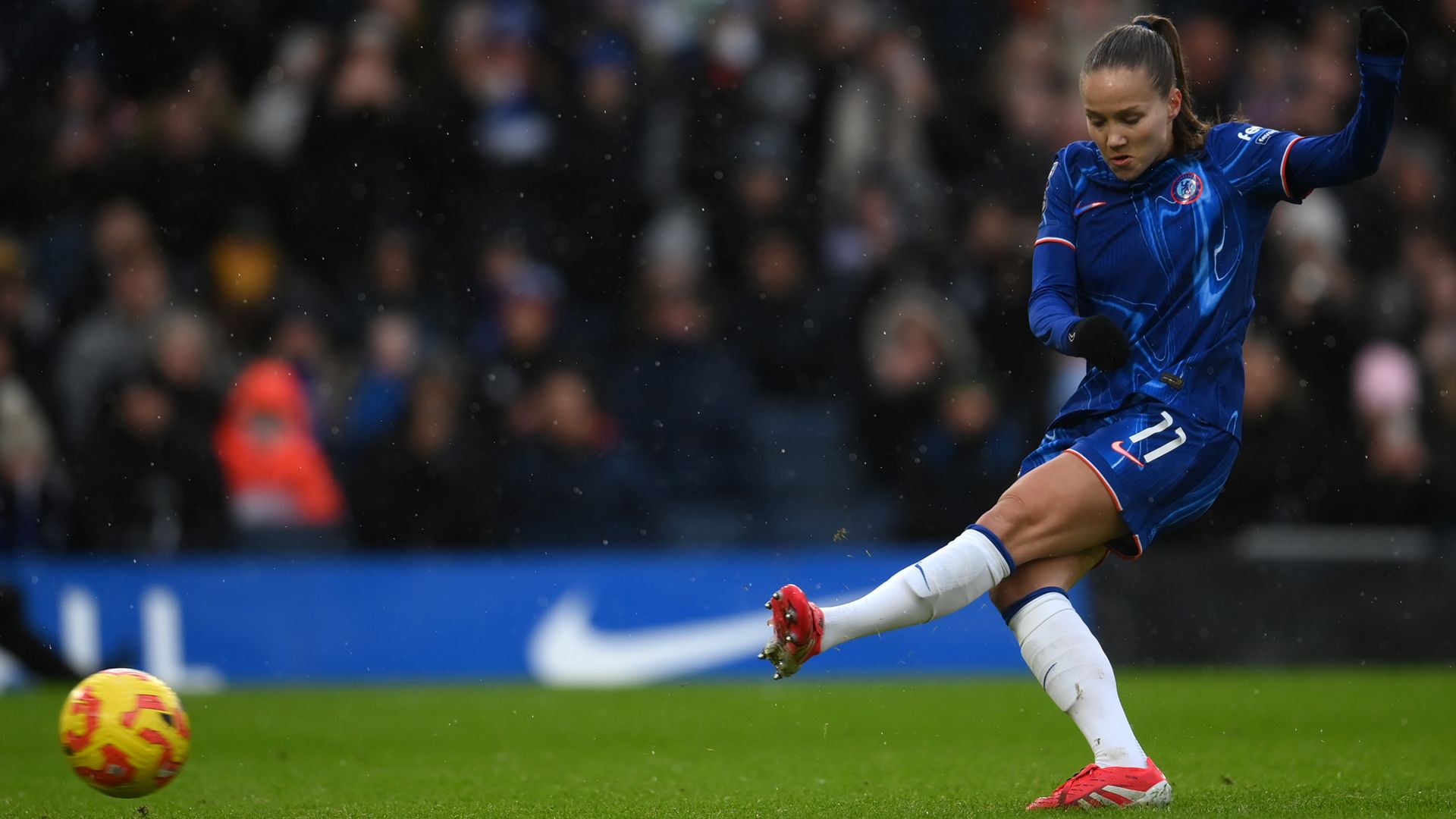 Guro Reiten Chelsea 2024-25