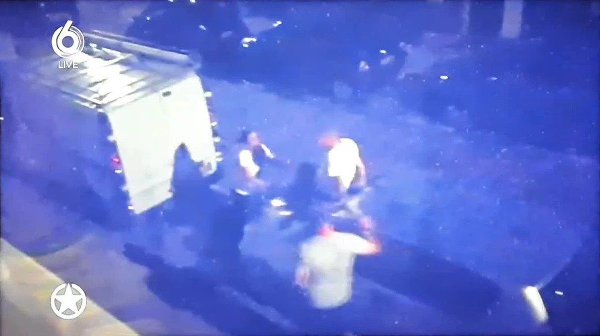 Wesley Sneijder wrecking cars