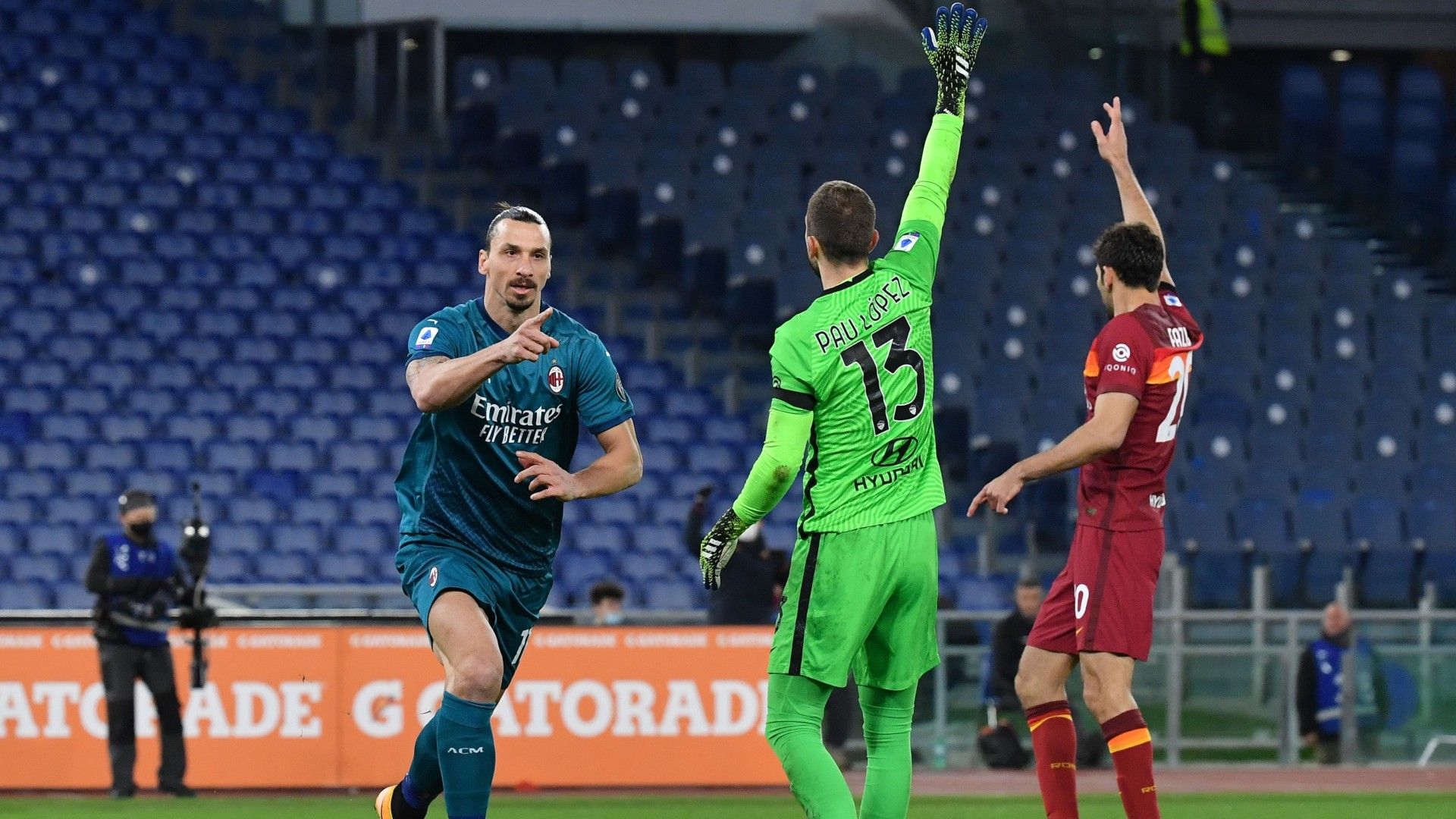 Roma Milan Ibrahimovic offside