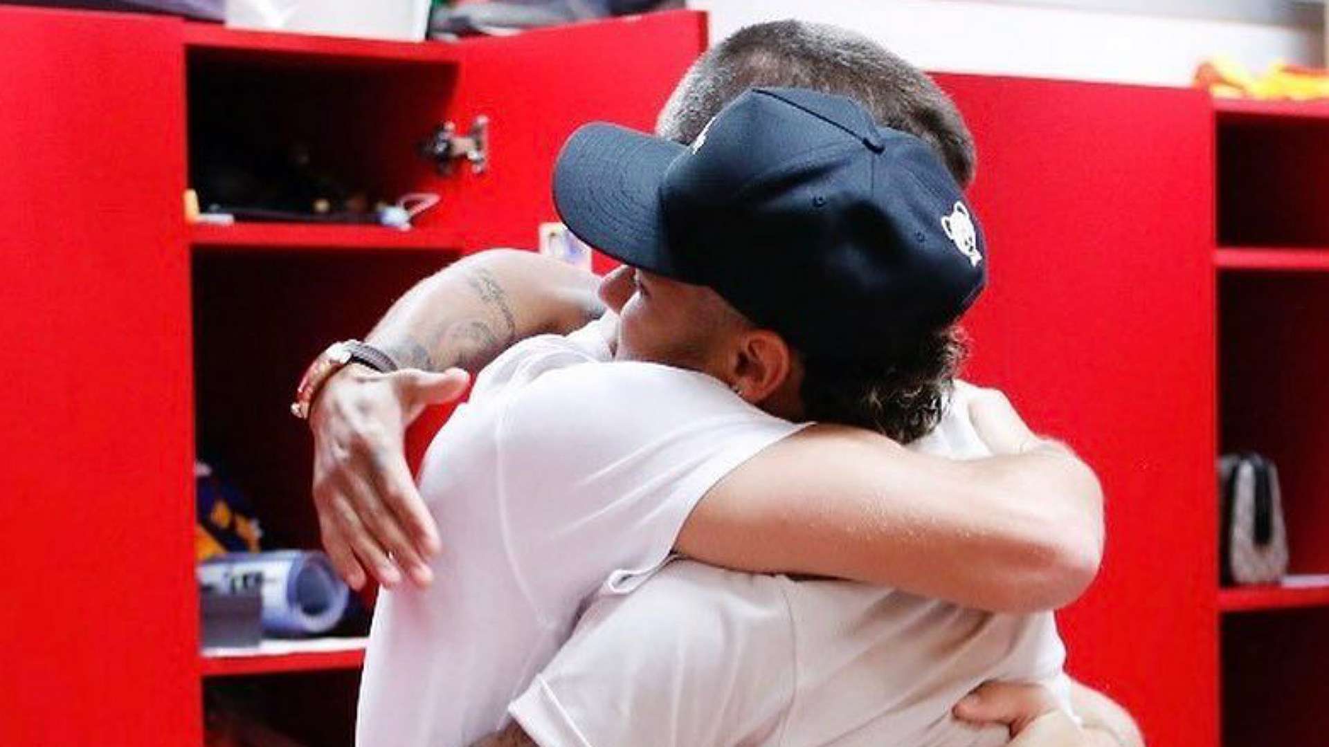 Instagram Neymar Pique