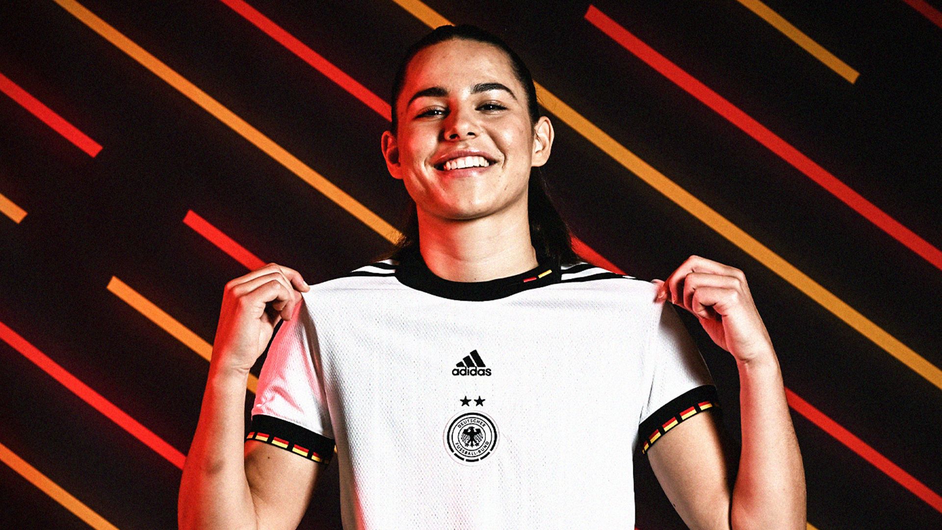 Lena Oberdorf Germany 2022 GFX