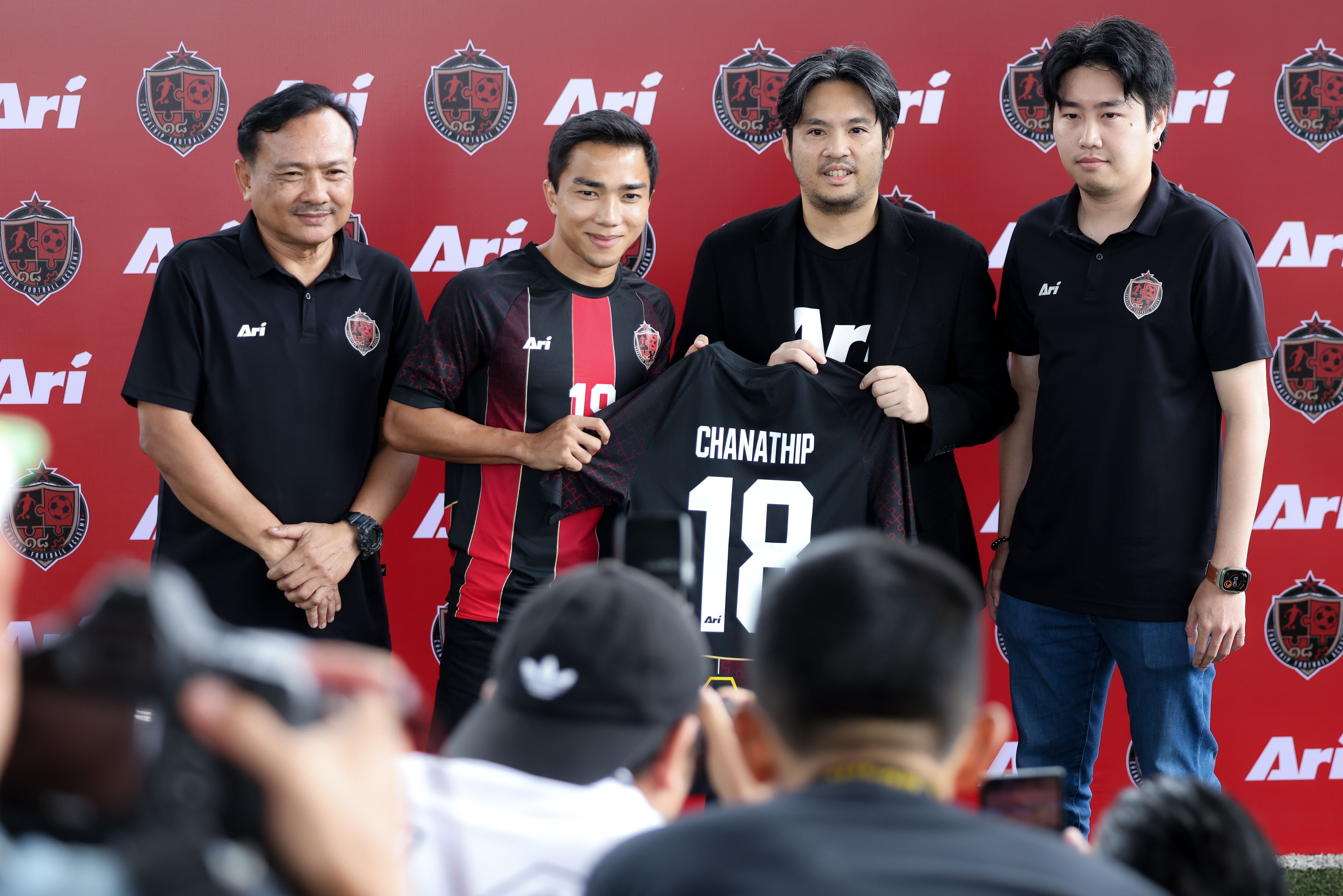 CHANATHIP FOOTBALL ACADEMY 3