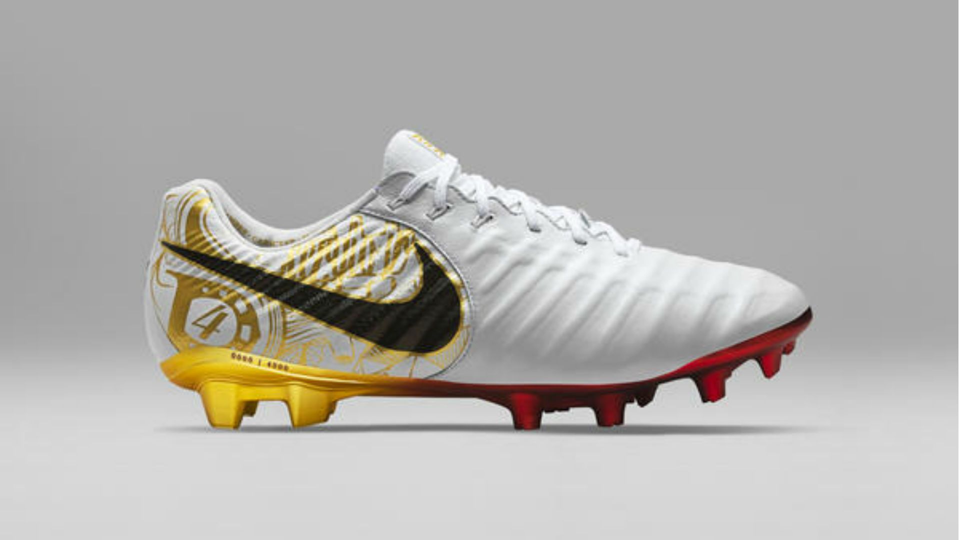 Sergio Ramos ganha chuteira da Nike