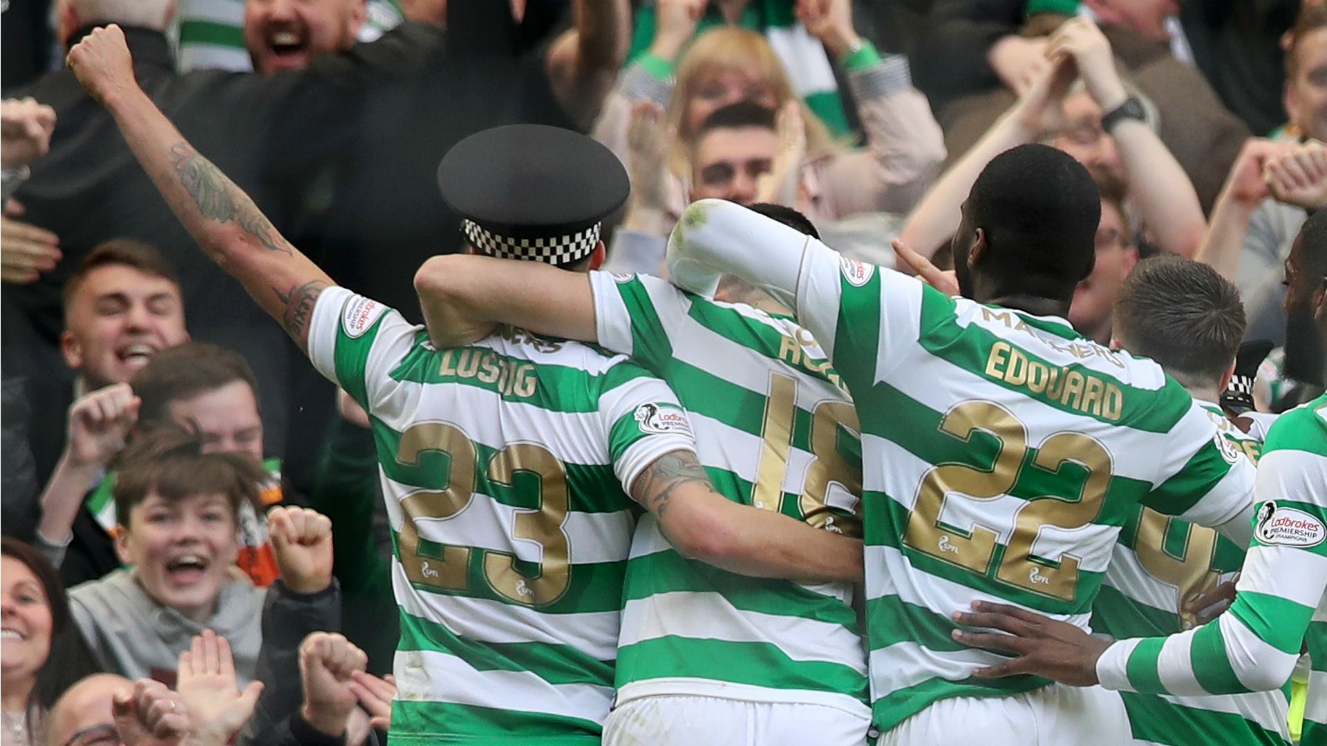 Mikael Lustig Celtic Rangers 29042018