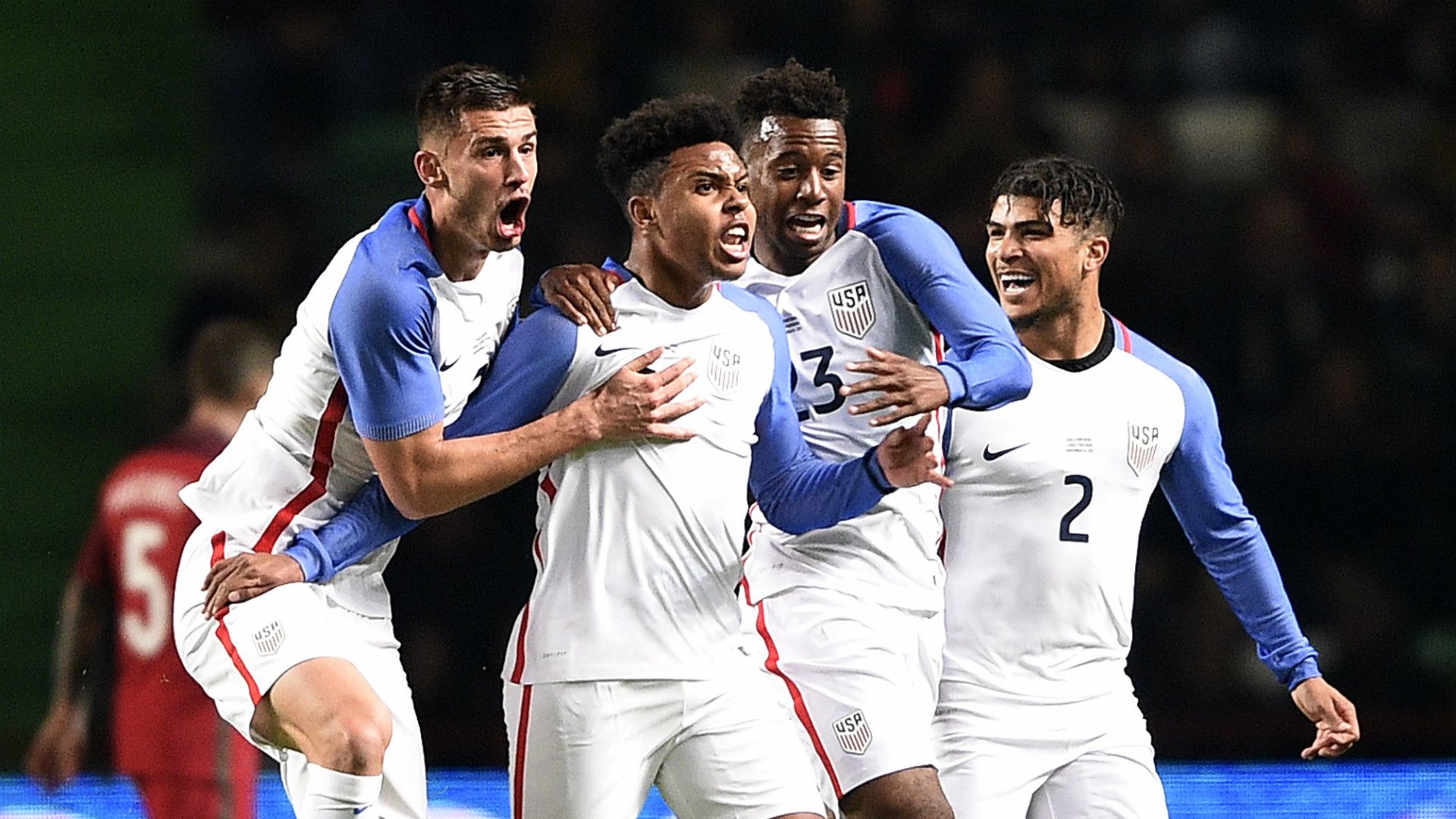 Weston McKennie USMNT Team 11042017