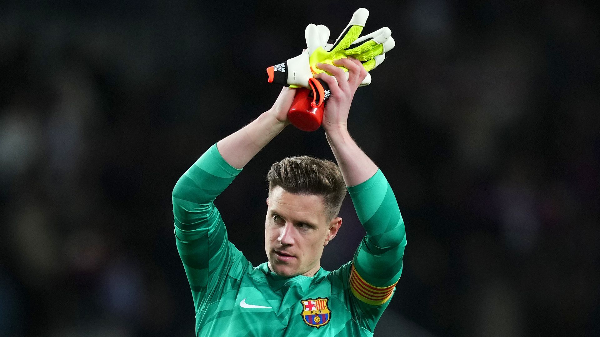 Barcelona, Ter Stegen’in sakatlığından sonra futbolu bırakan Szczesny ile temasa geçti