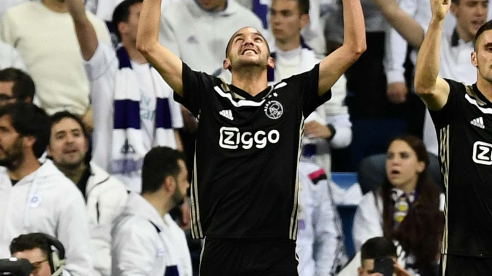 Hakim Ziyech Ajax 2018-19
