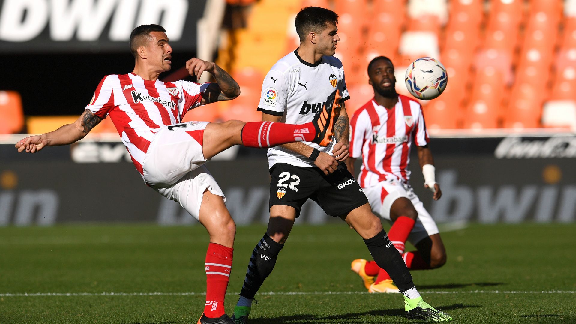Maxi Gómez Dani García Valencia Athletic LaLiga
