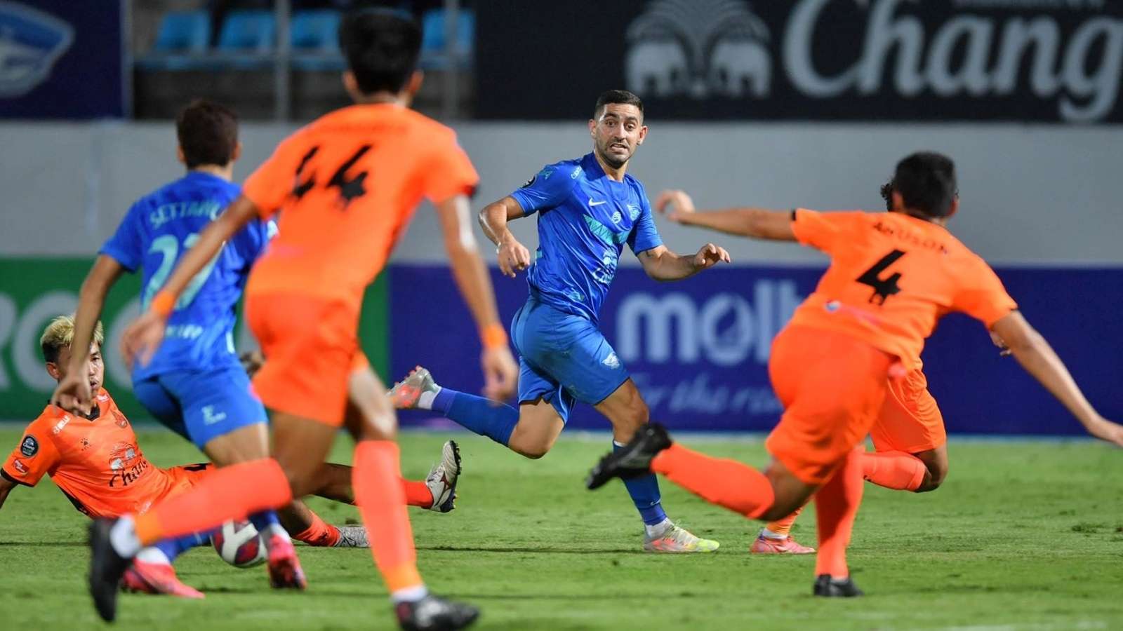 ชลบุรี - อุดรธานี