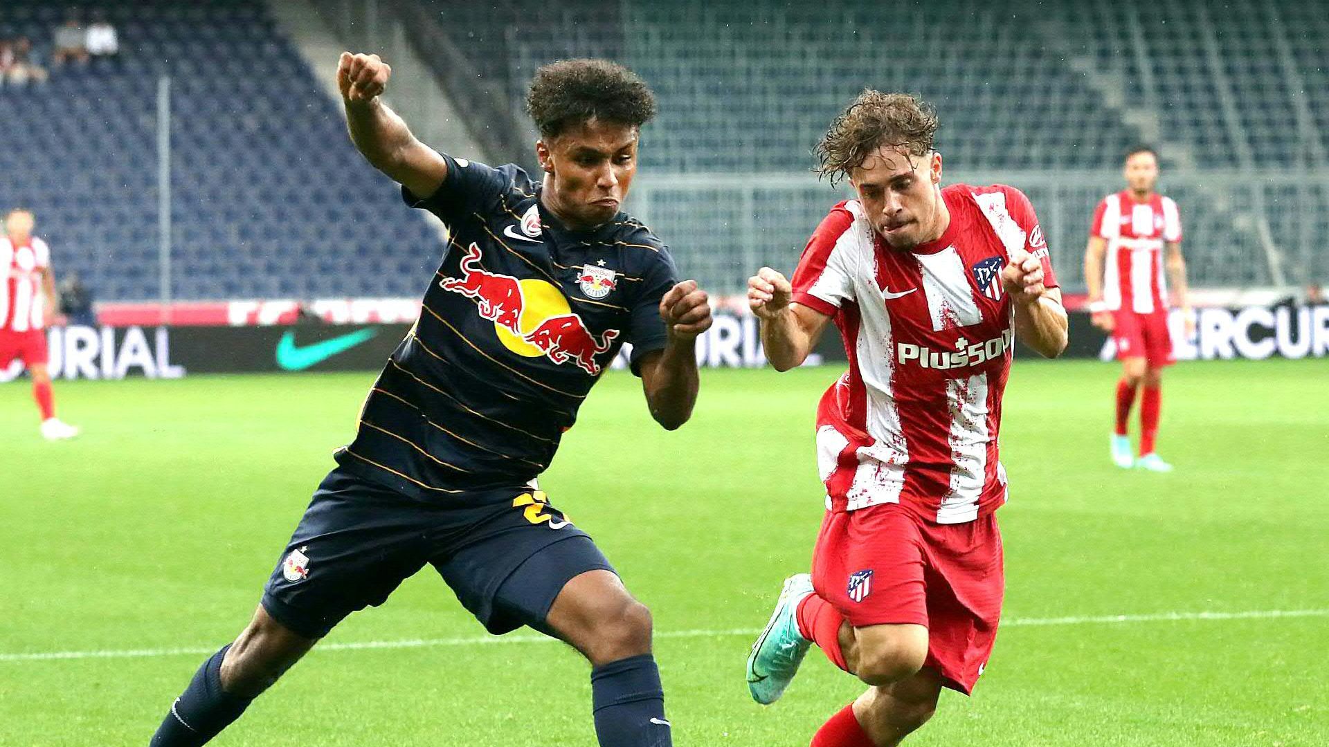 Adeyemi y Mario Soriano, Salzburgo vs. Atlético de Madrid