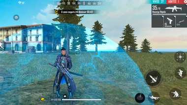 9 - Free Fire CR7.jpg