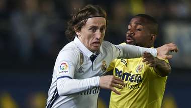 Luka Modric Cedric Bakambu Villarreal Real Madrid LaLiga 26022017